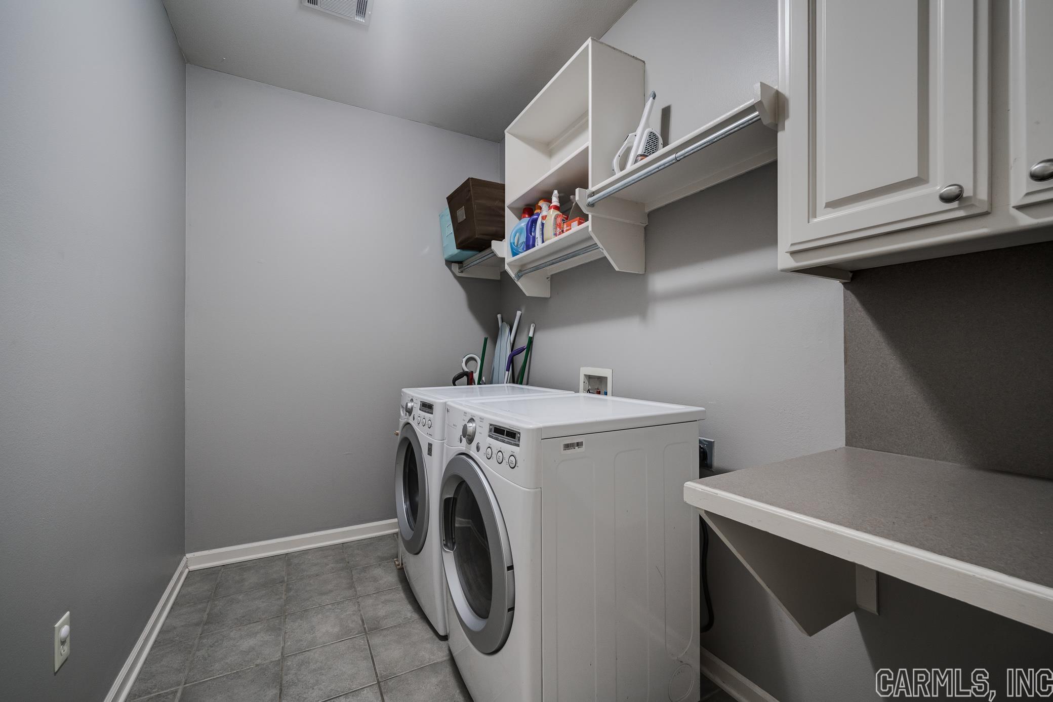 SOUTH WIND - Residential