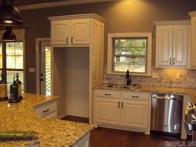 COLDWATER CREEK - Residential