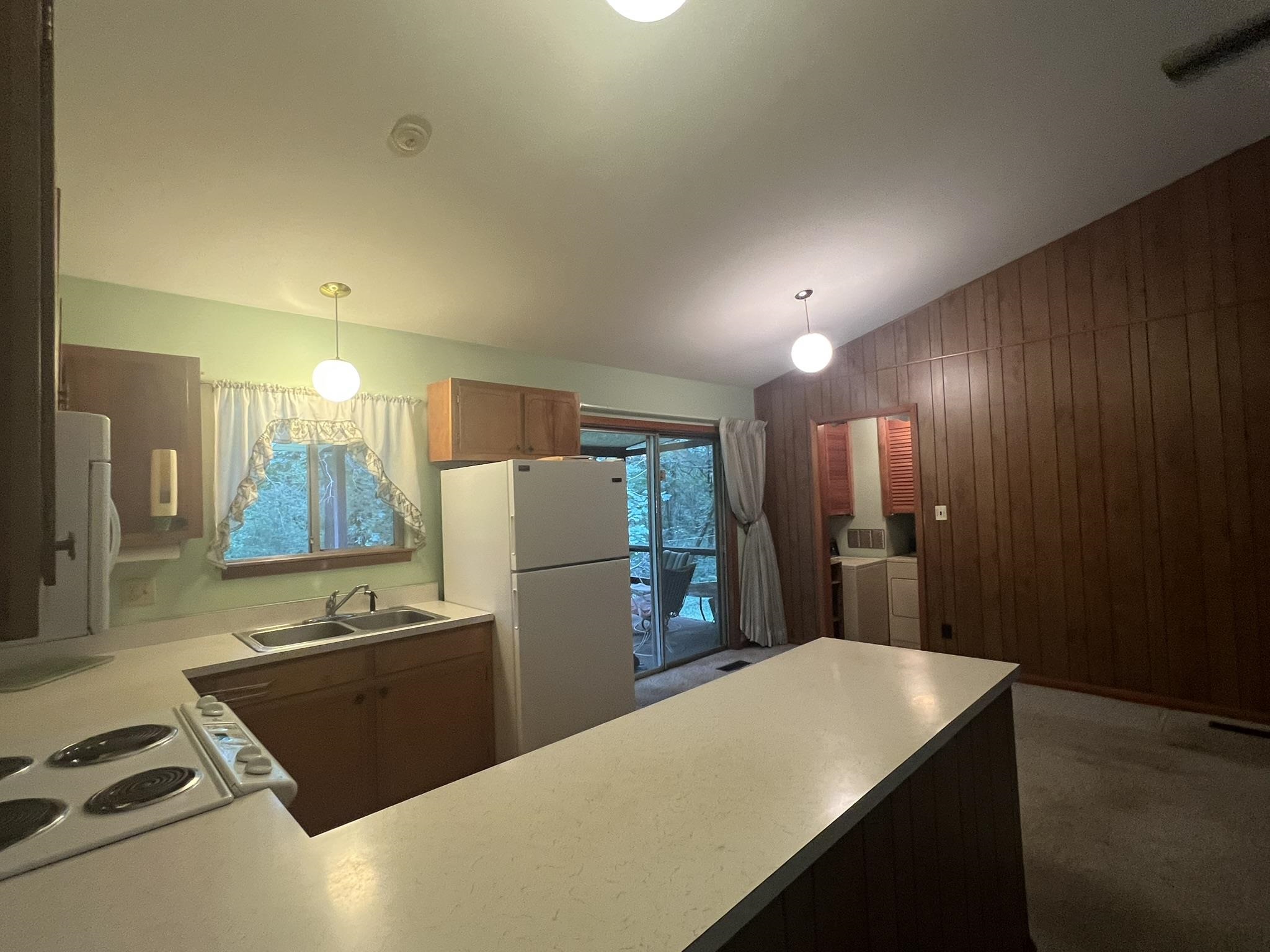 Crow 2nd - Residential