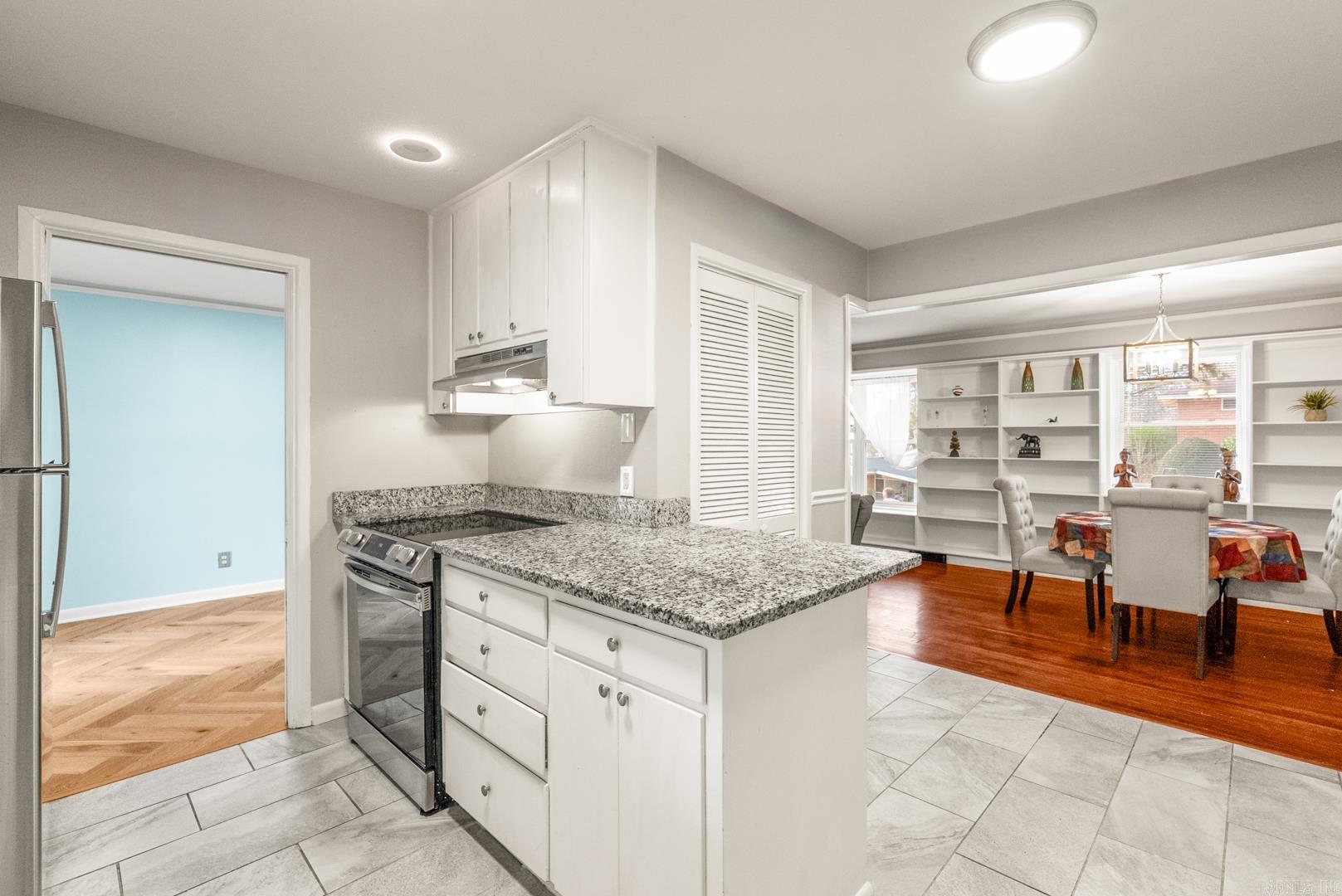 BROADMOOR ADDN - Residential