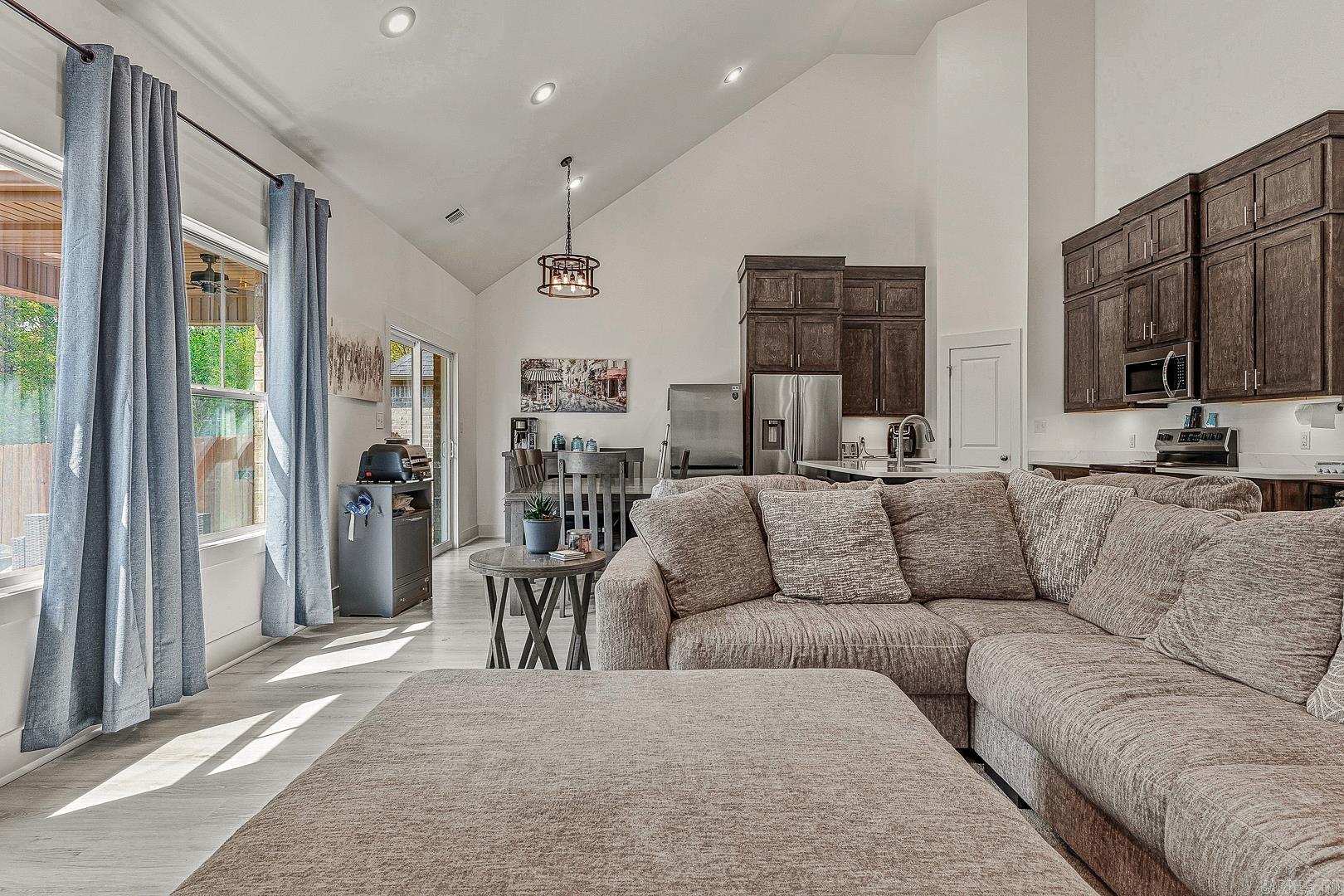 THE VILLAS AT SAGE MEADOWS - Residential
