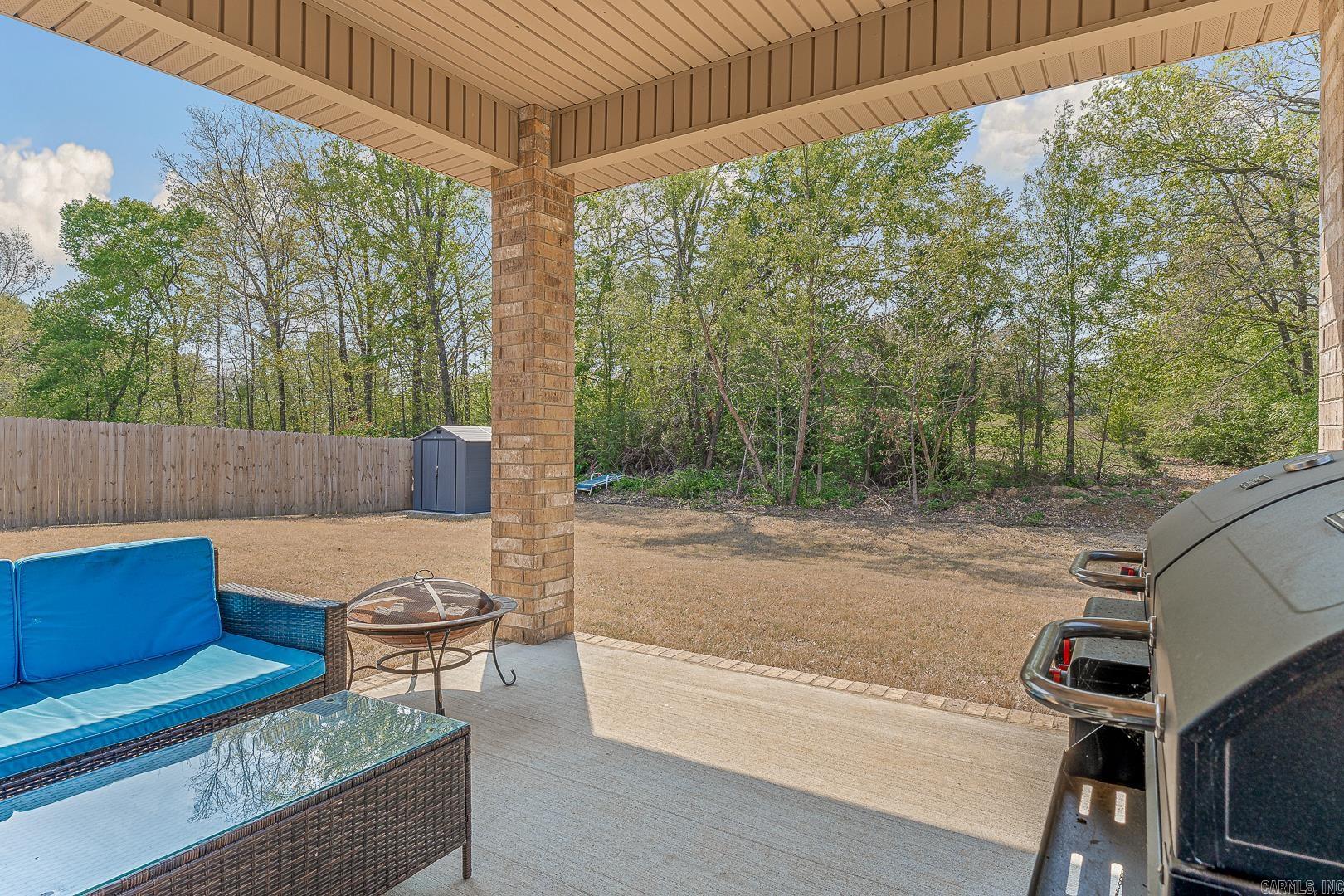 THE VILLAS AT SAGE MEADOWS - Residential