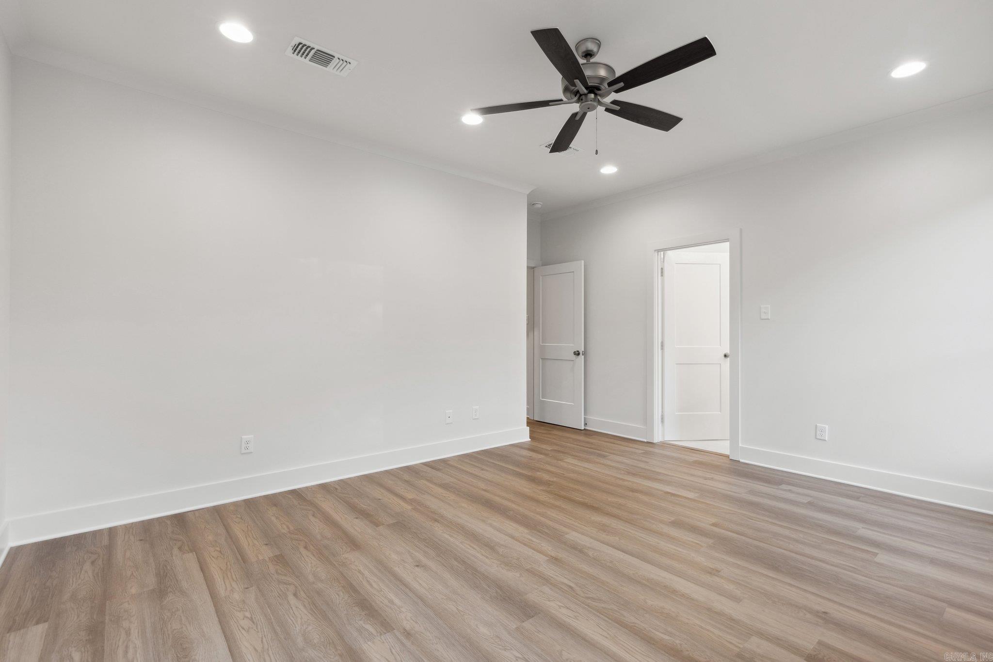 WOODLANDS PARK SUB - Residential