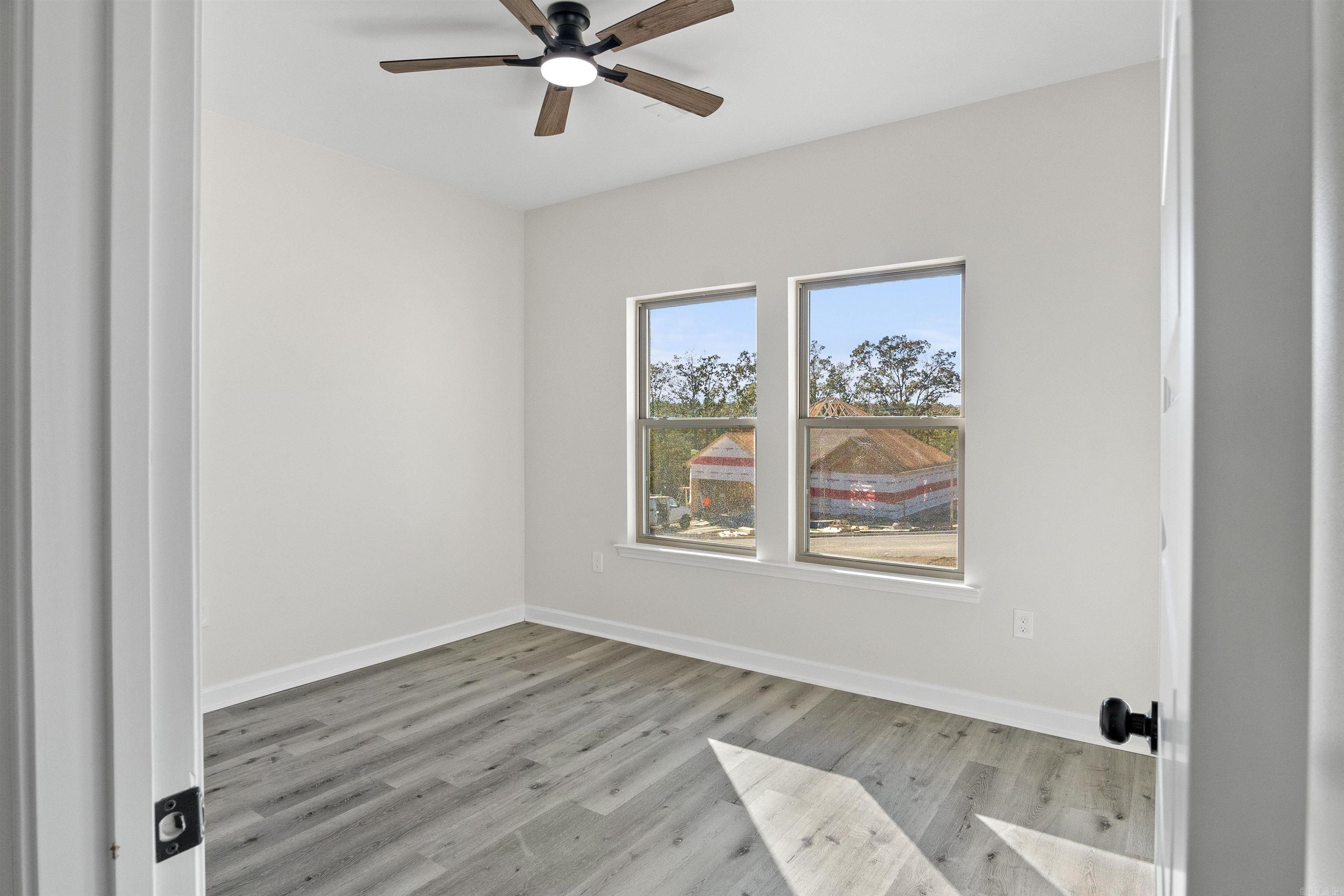 GEORGE&apos;S CROSSING SUBDIVISI - Residential