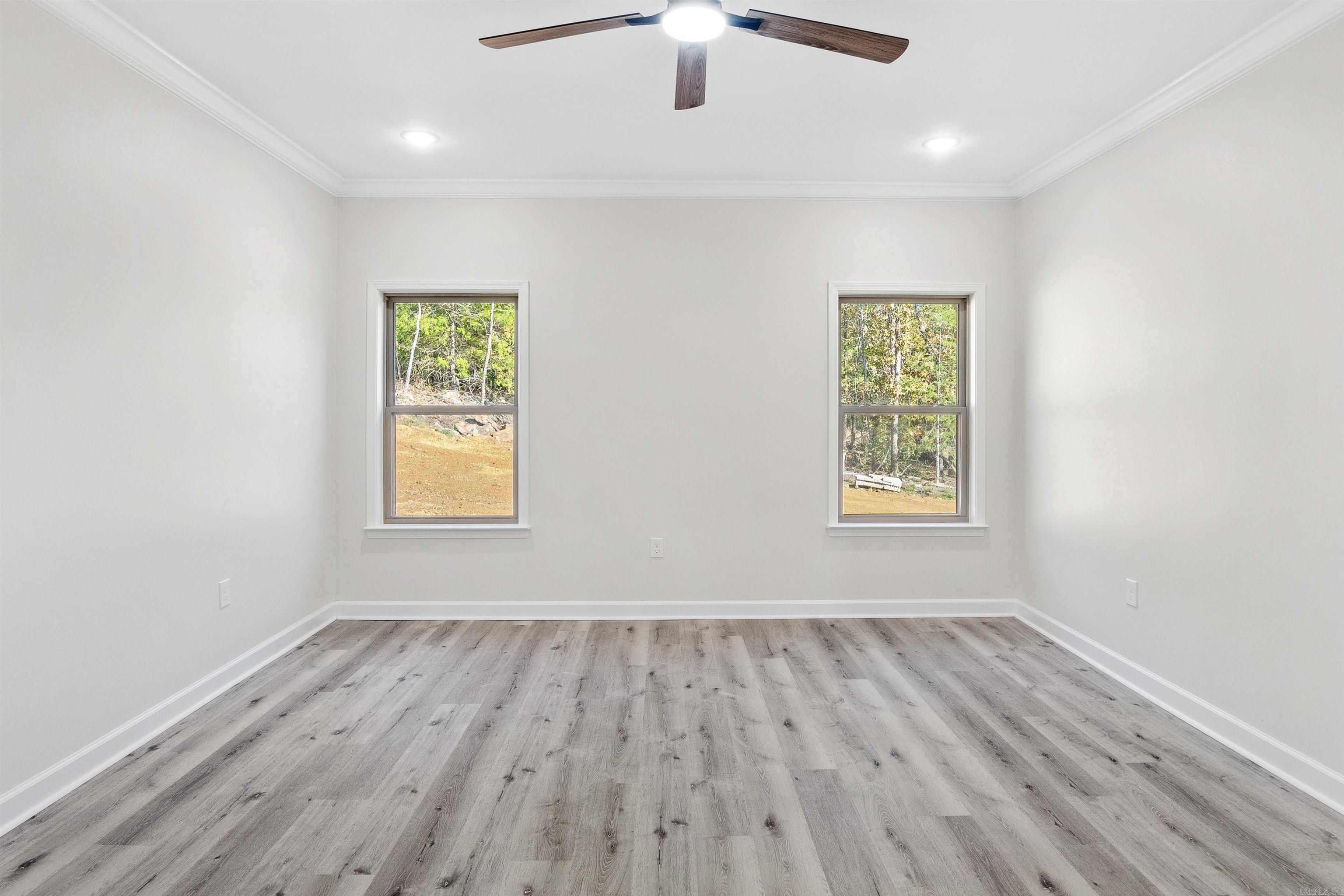 GEORGE&apos;S CROSSING SUBDIVISI - Residential