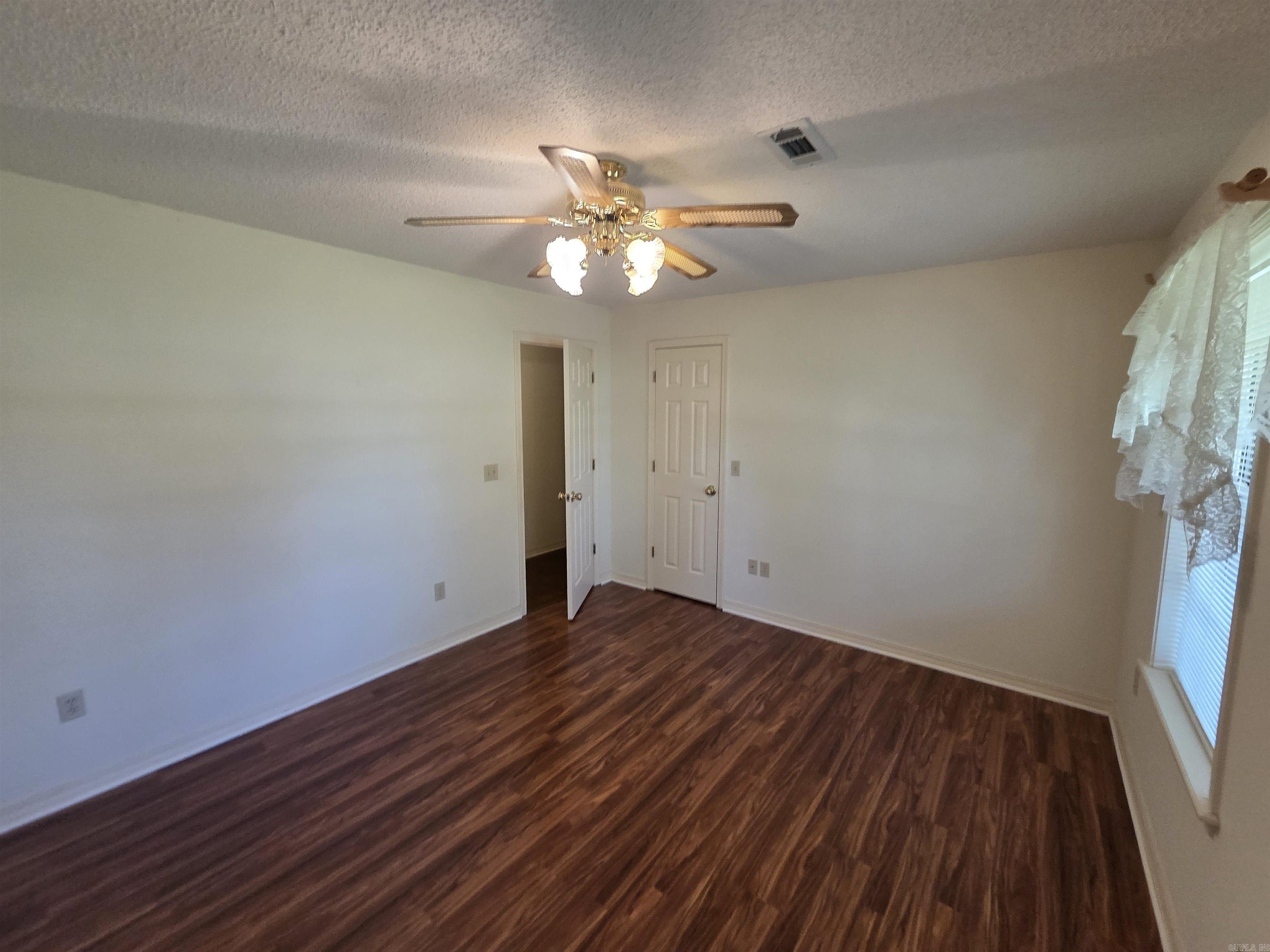 BEEBE ORIGINAL - Residential