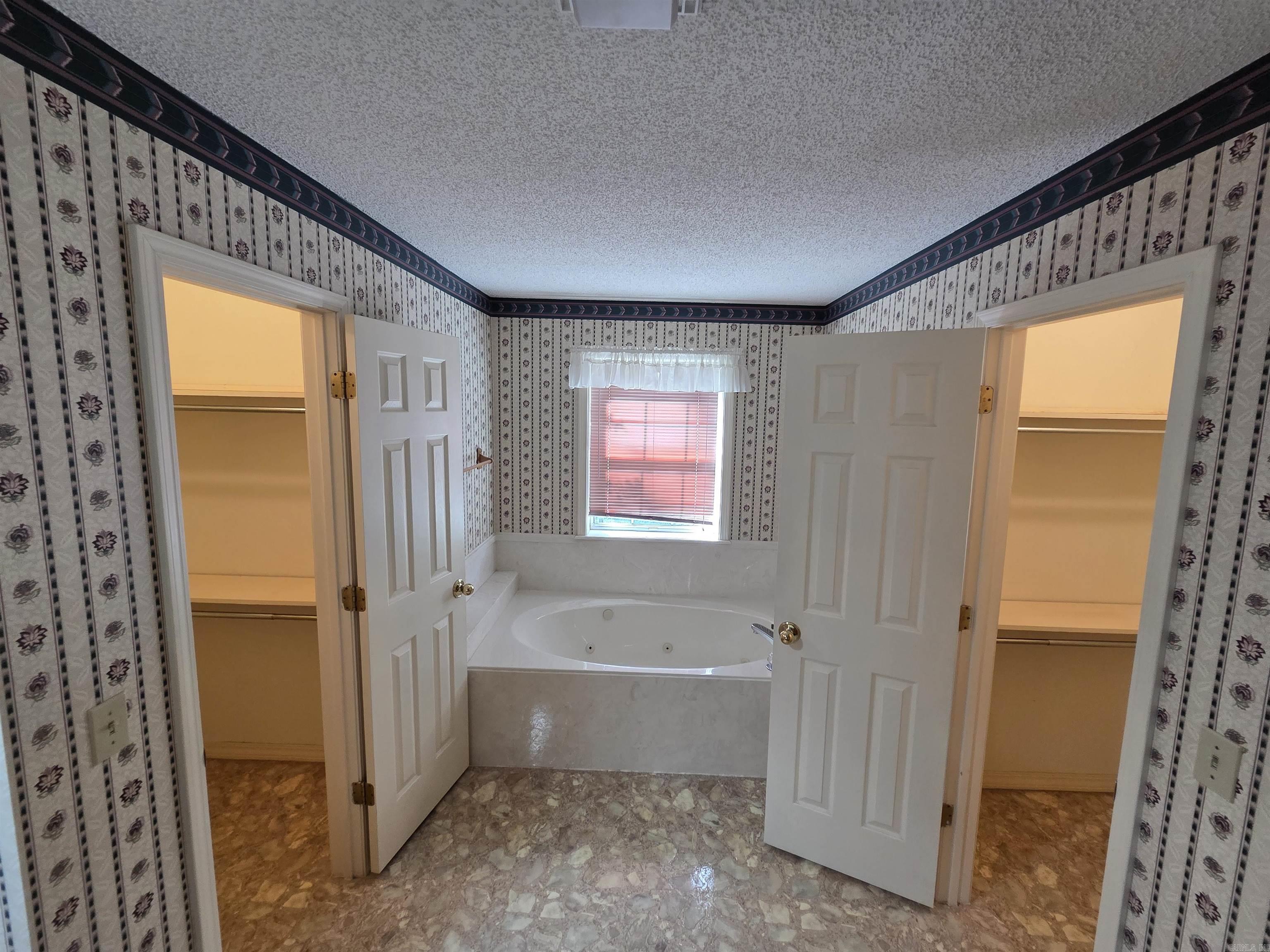 BEEBE ORIGINAL - Residential