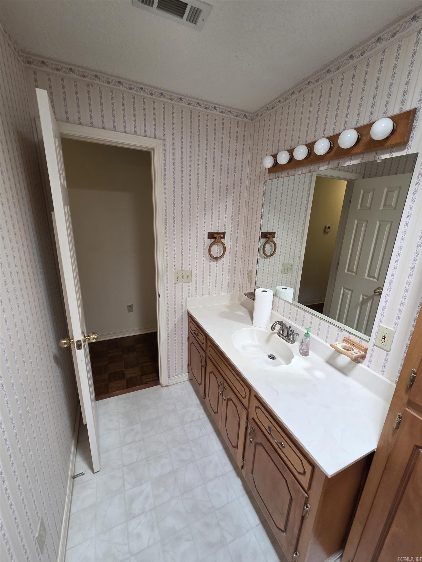 BEEBE ORIGINAL - Residential