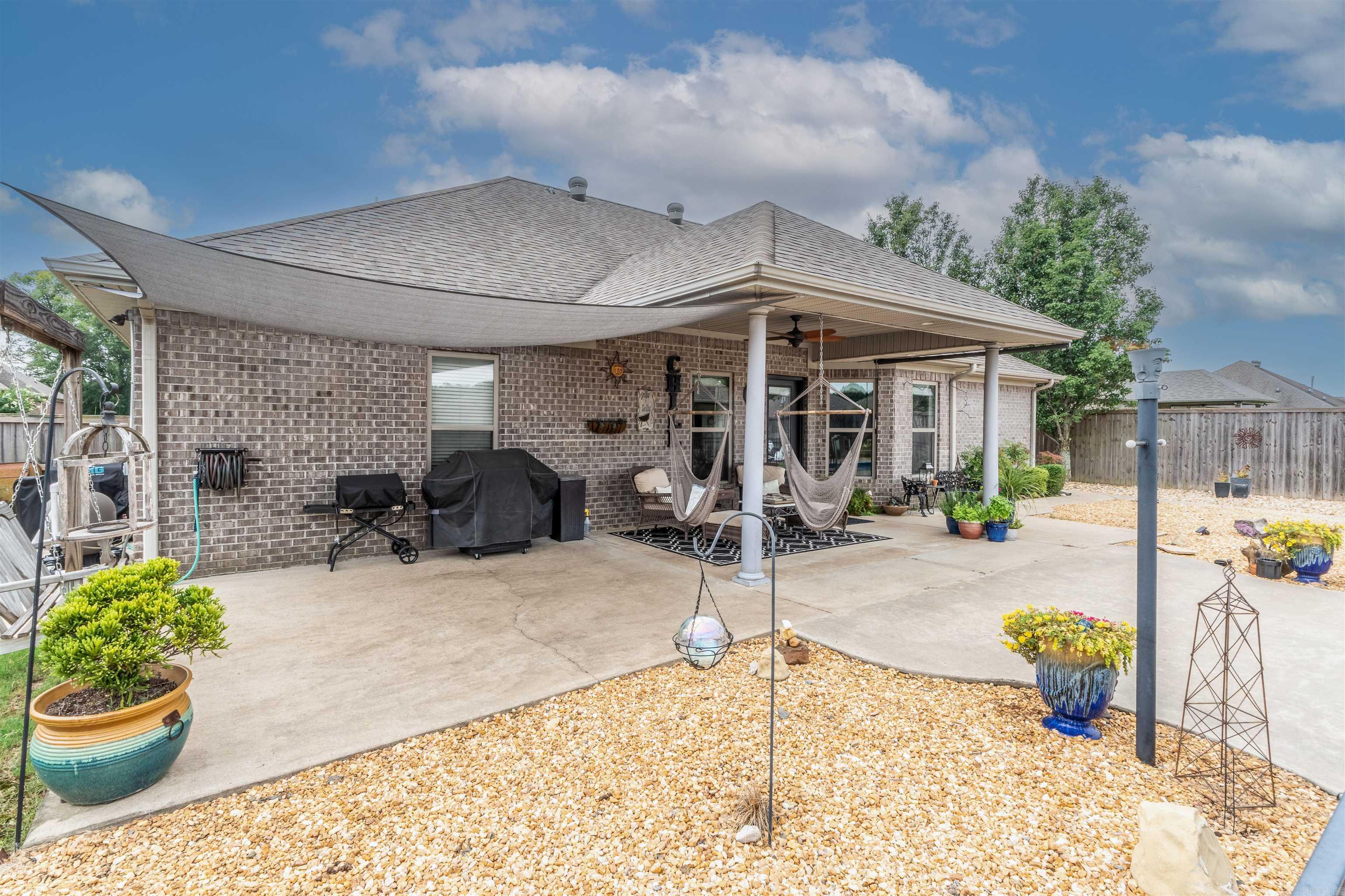 Saddle Creek - Residential