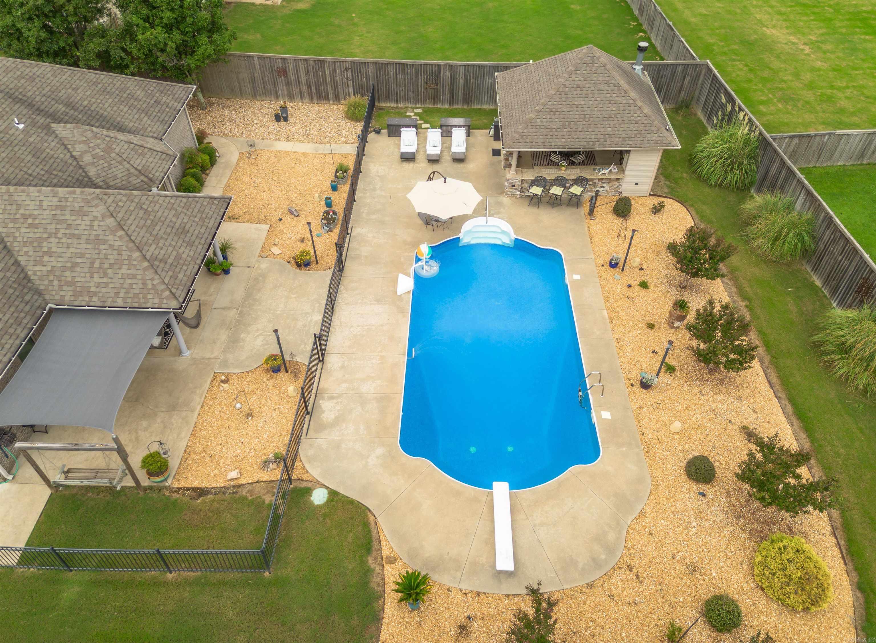 Saddle Creek - Residential