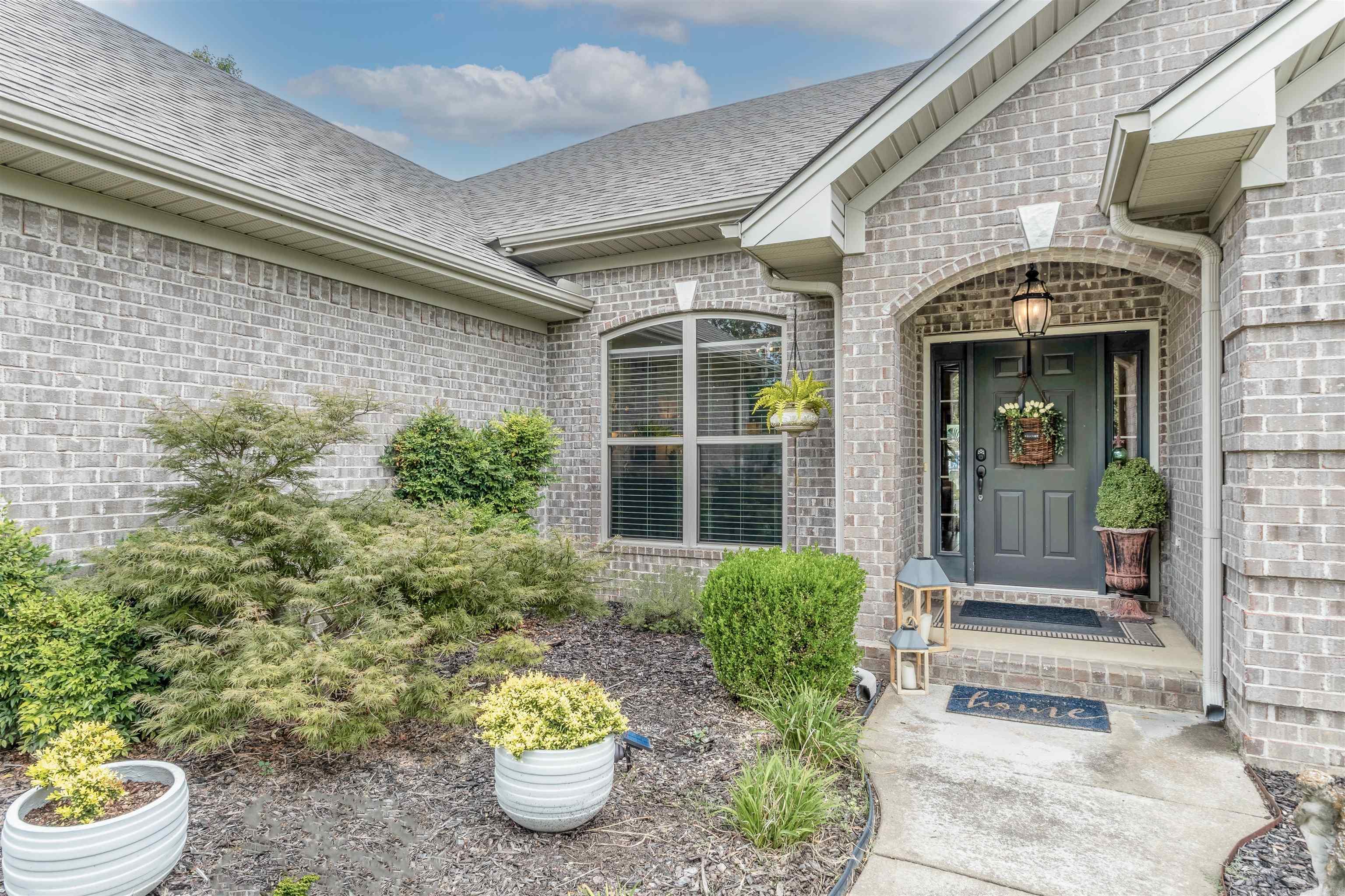 Saddle Creek - Residential