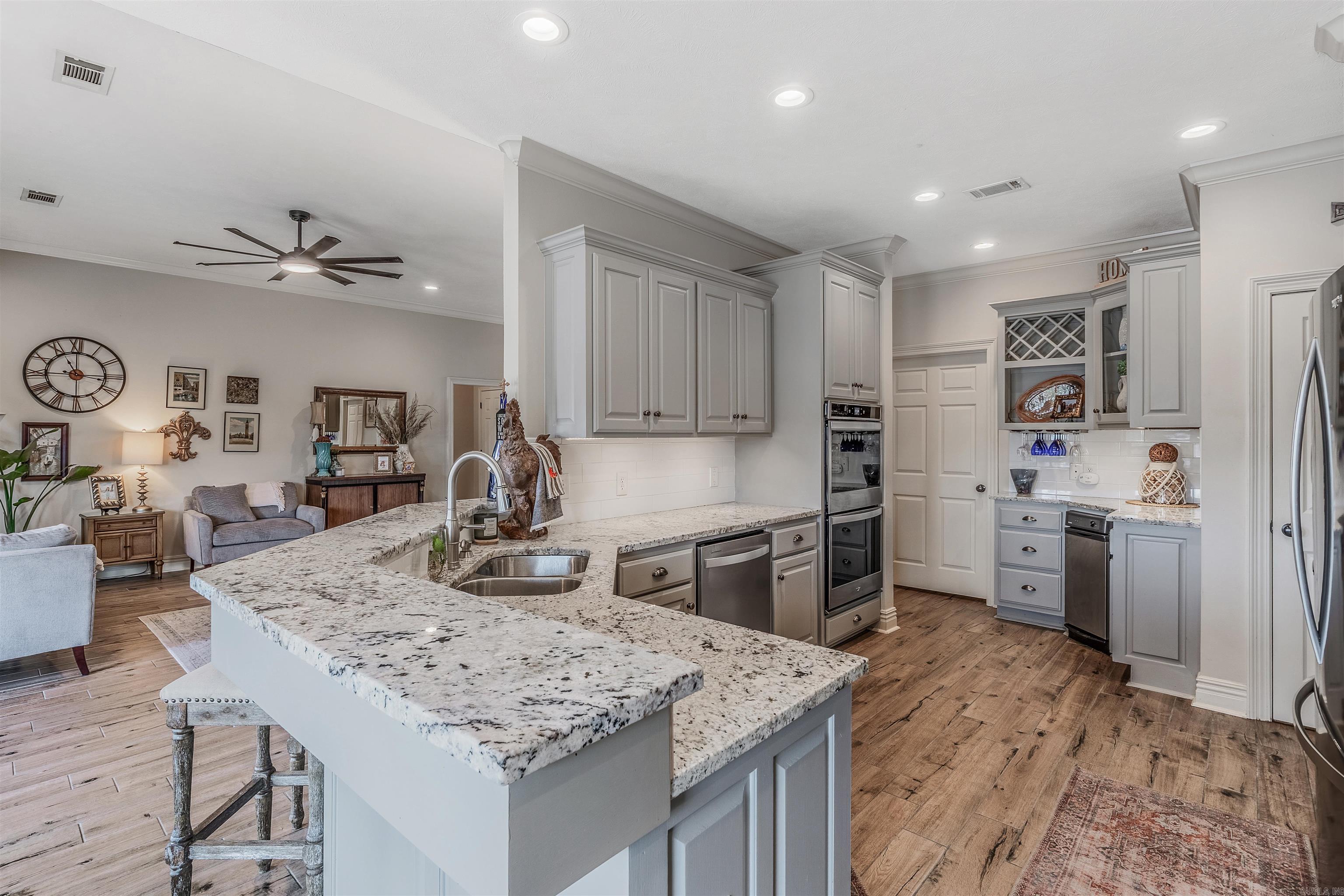 Saddle Creek - Residential