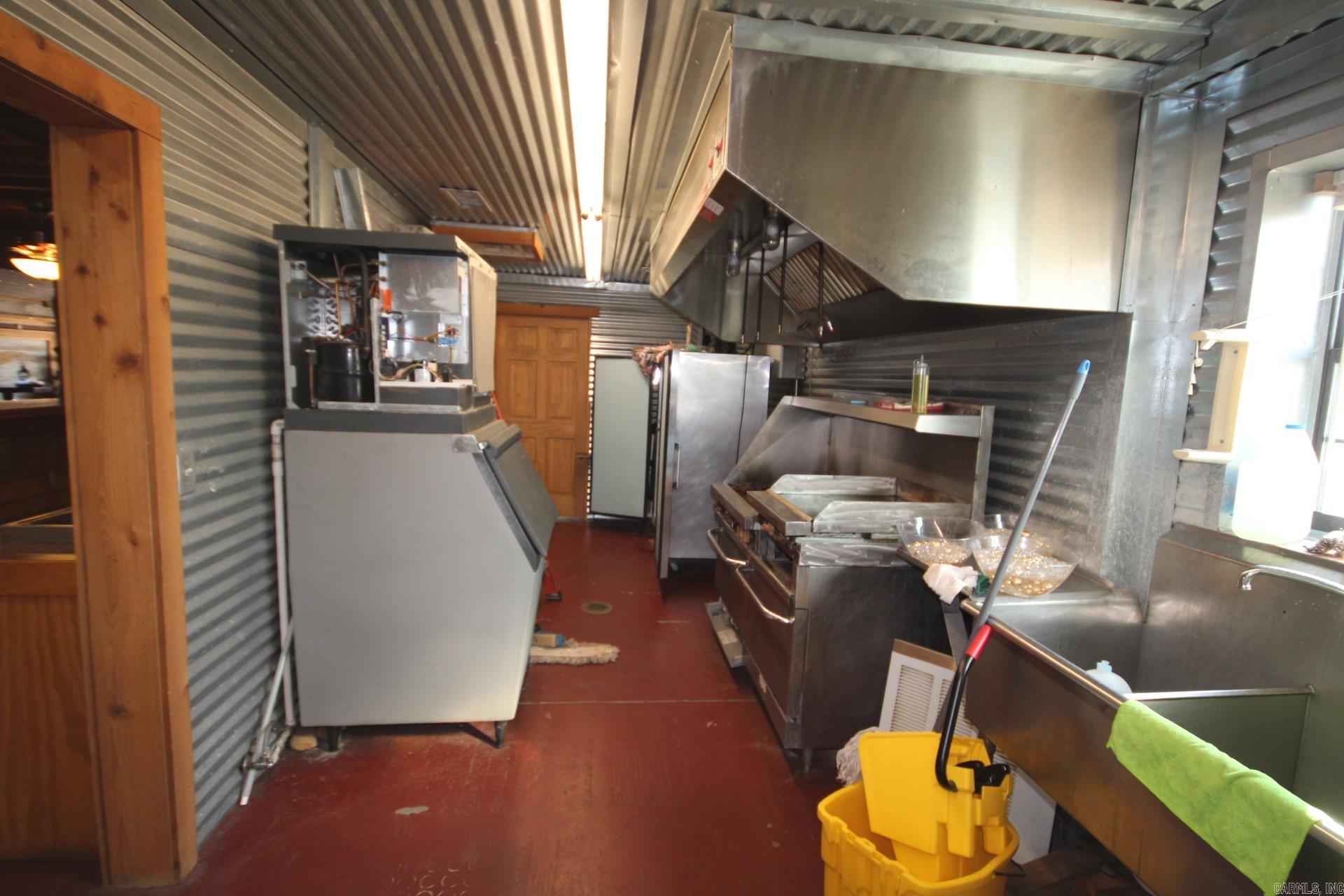 Metes & Bounds - Commercial Sale