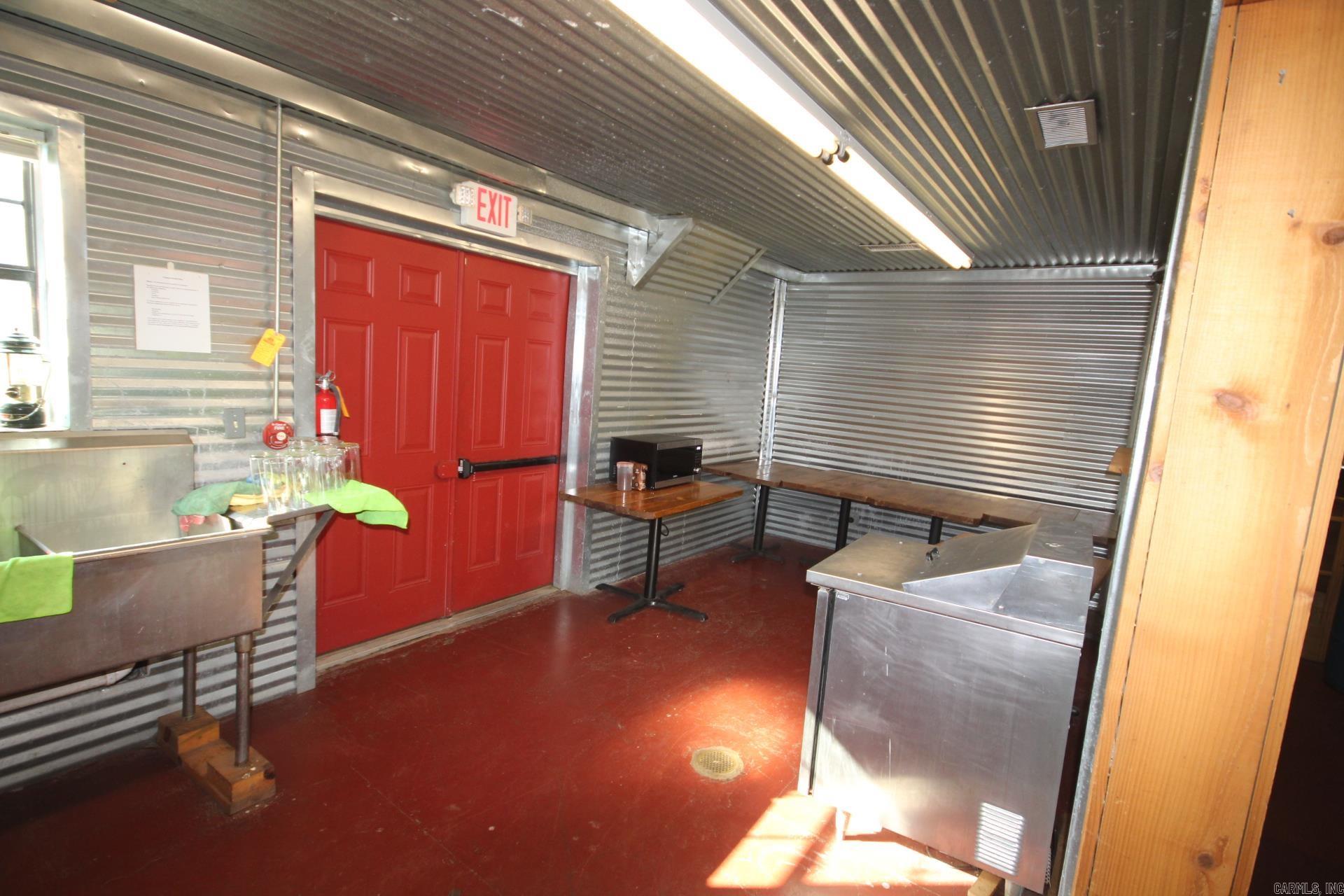 Metes & Bounds - Commercial Sale