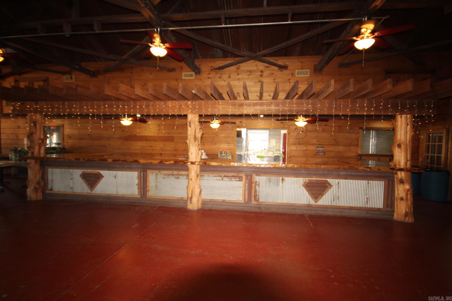 Metes & Bounds - Commercial Sale