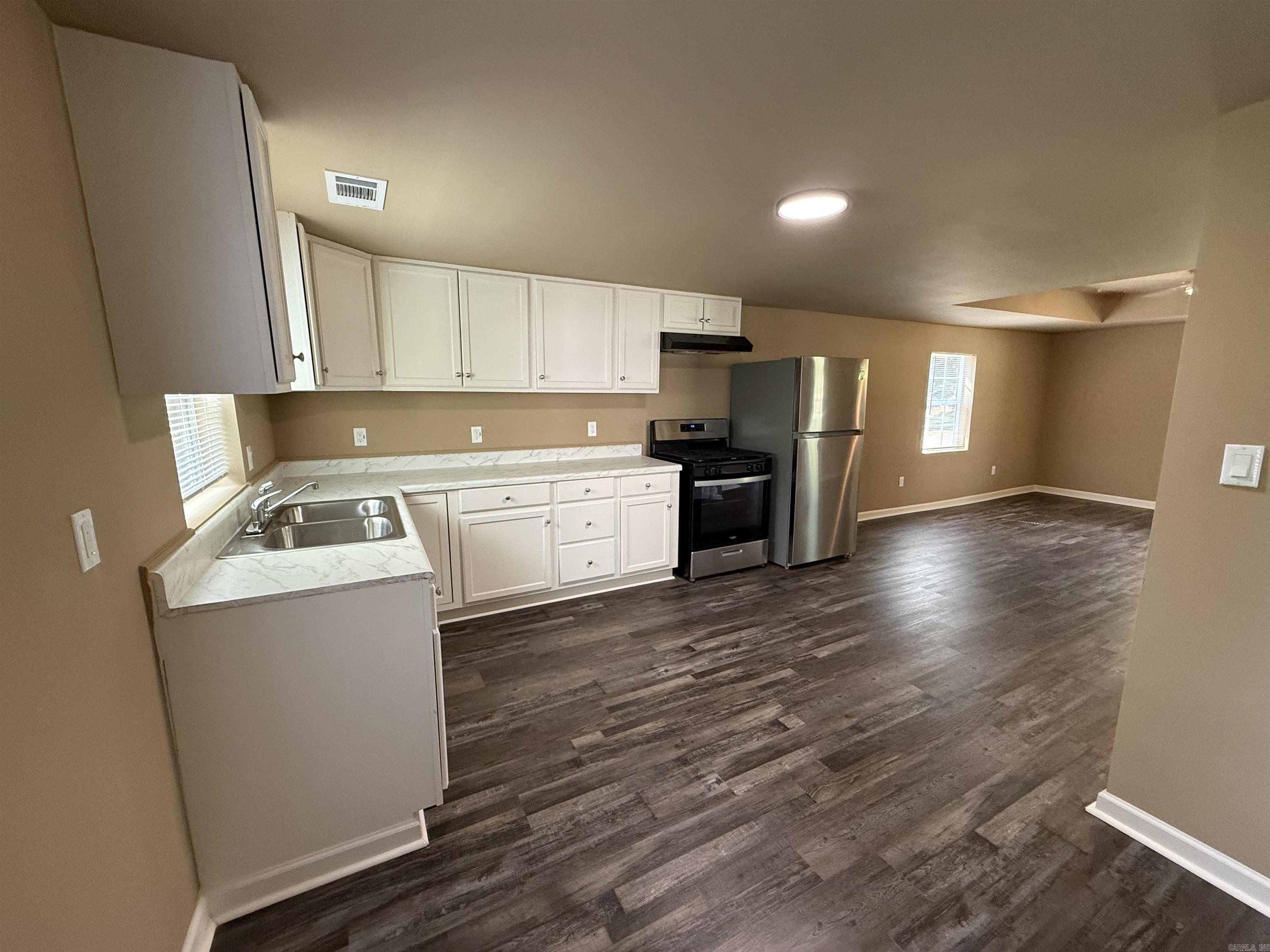 Works - Residential Lease