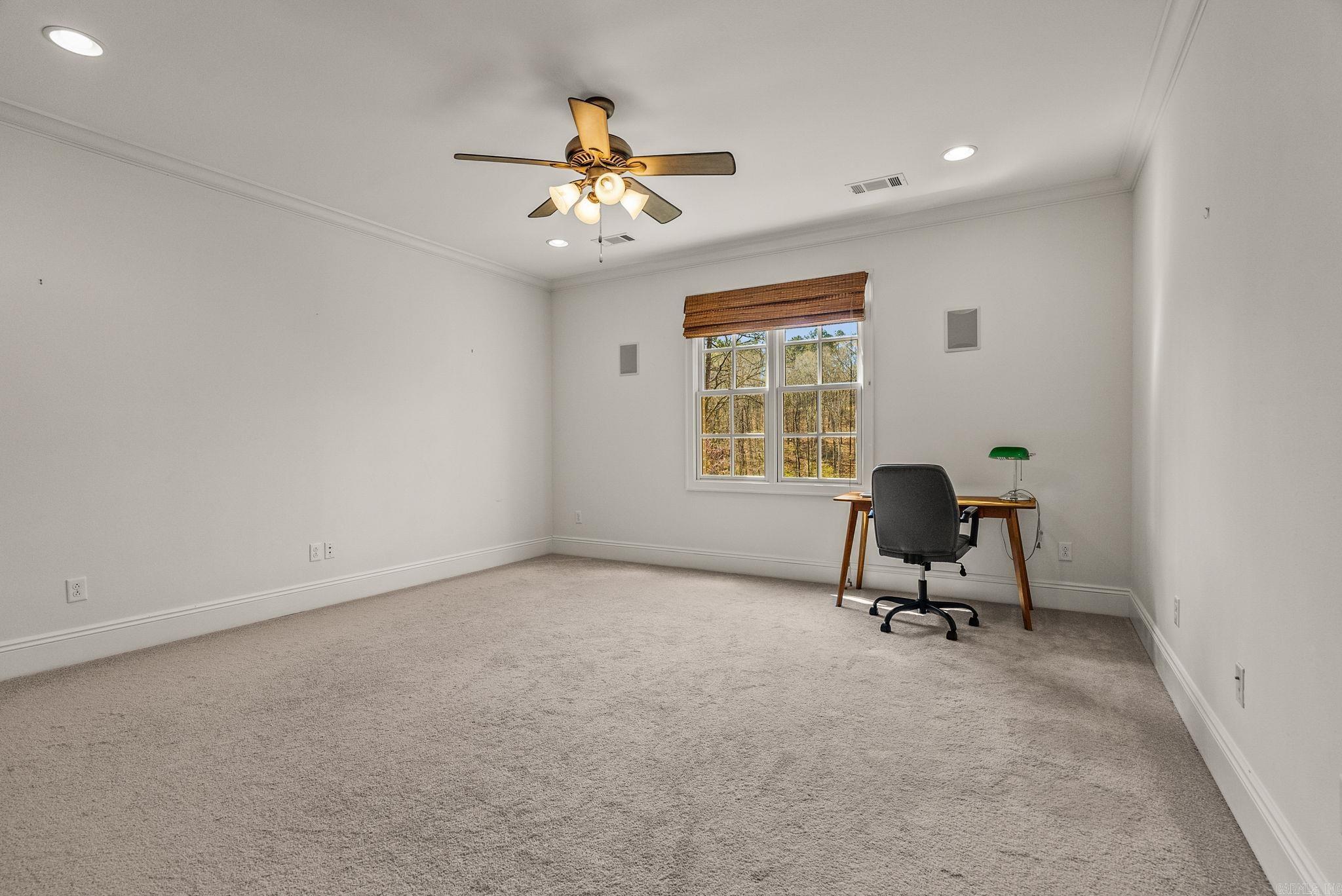 CHENAL DOWNS - Residential