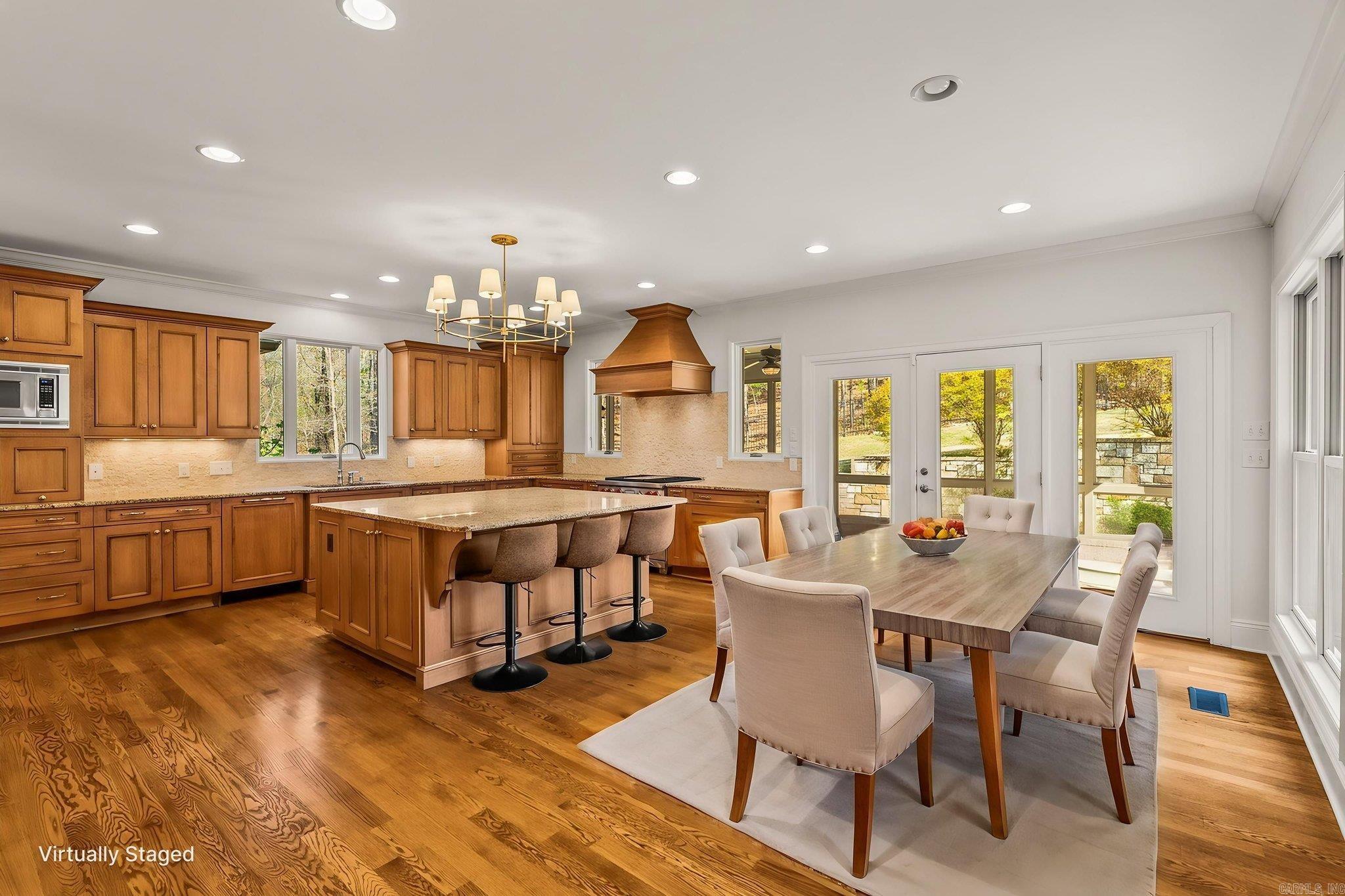 CHENAL DOWNS - Residential