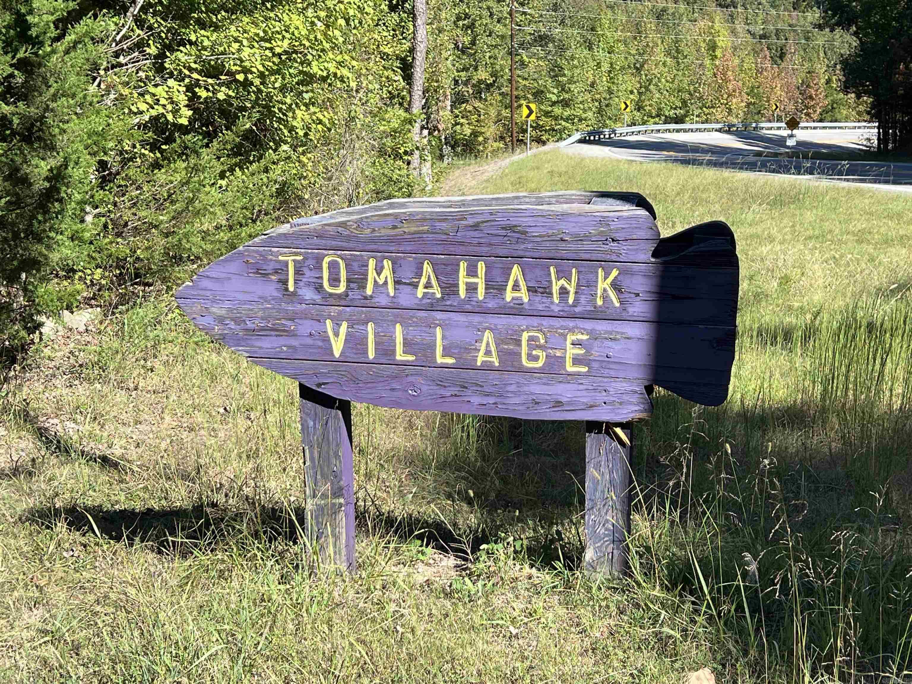 TOMAHAWK VILLAGE - Residential