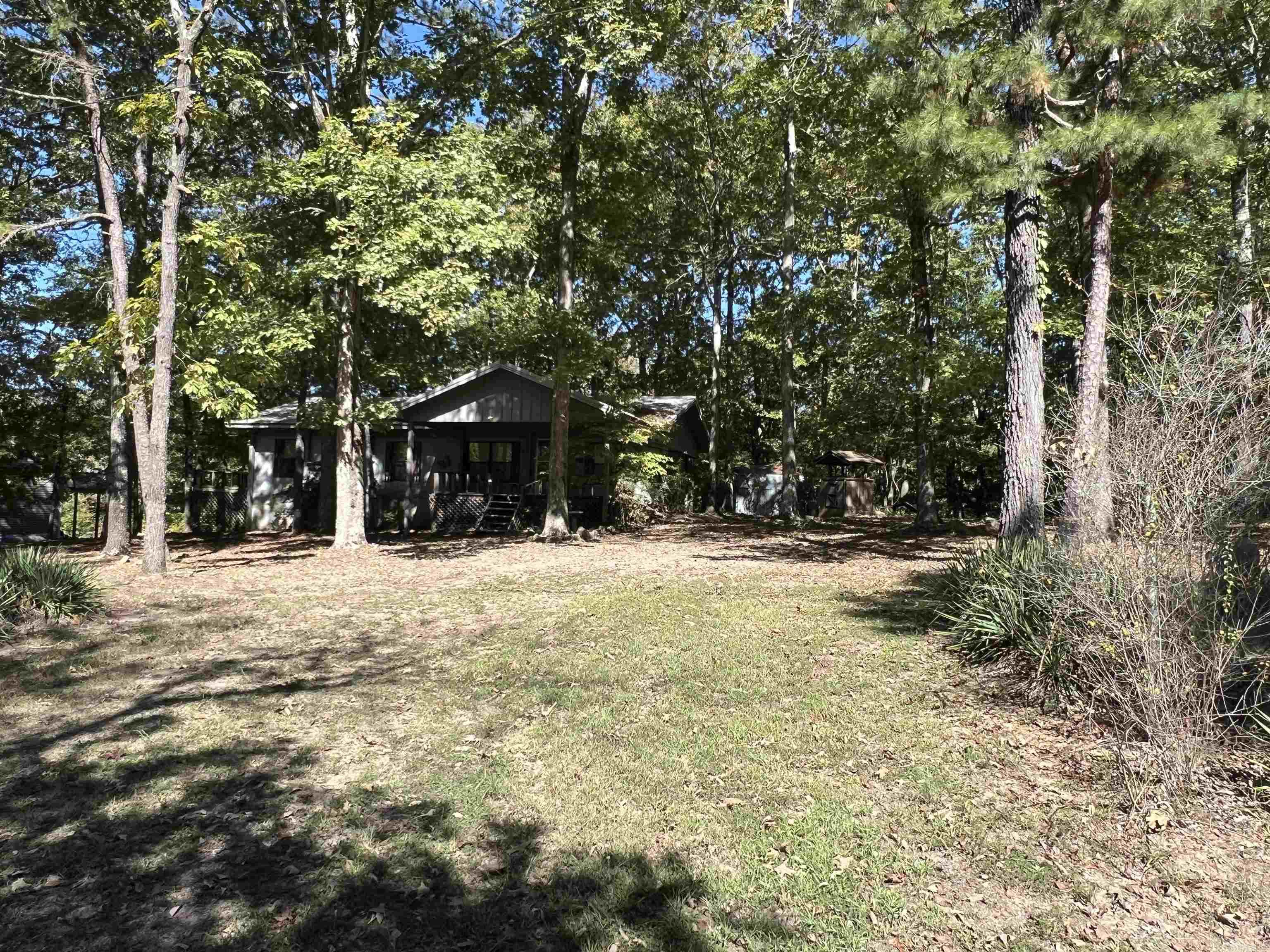 TOMAHAWK VILLAGE - Residential