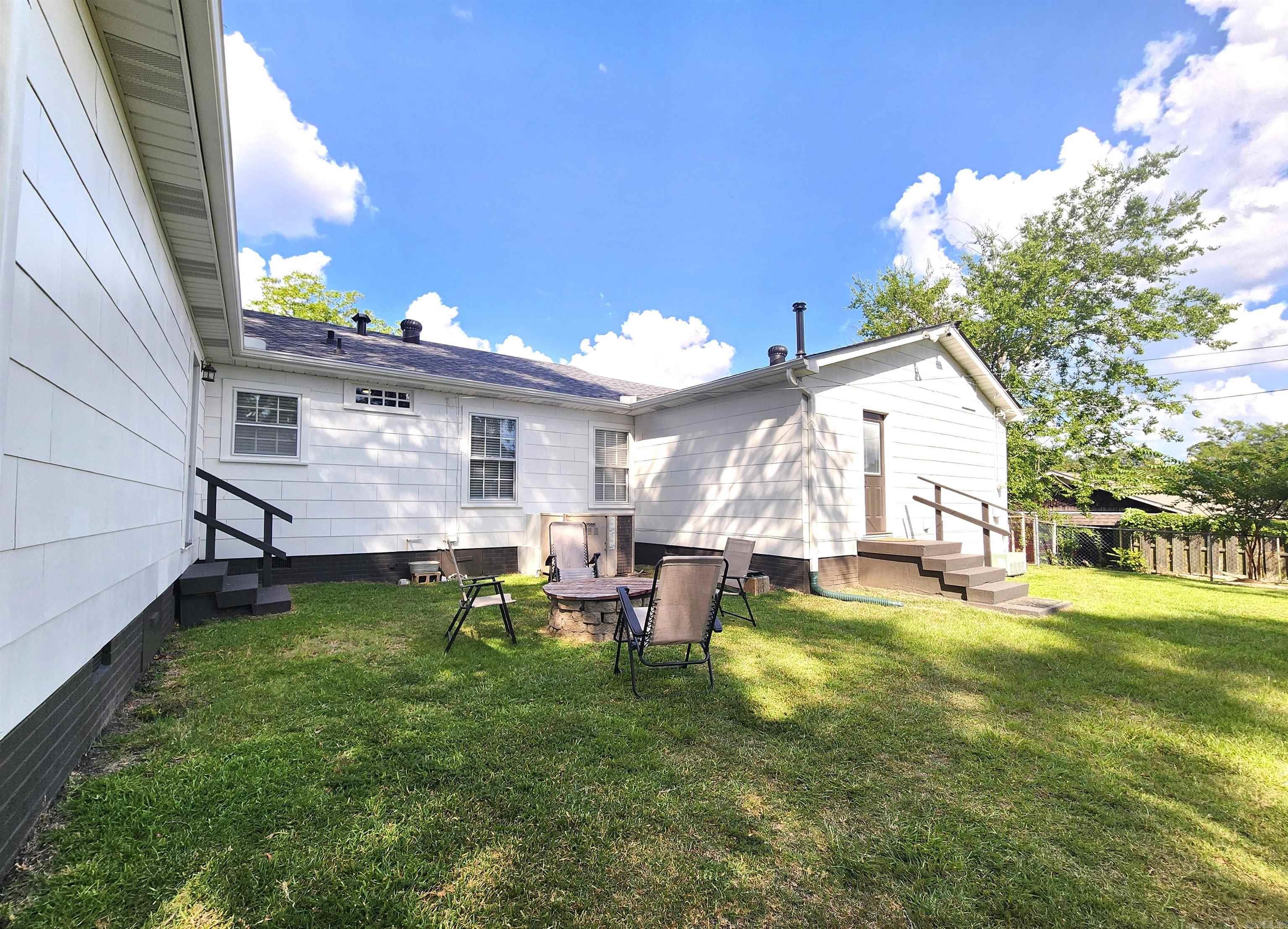 Thompson Heights - Residential