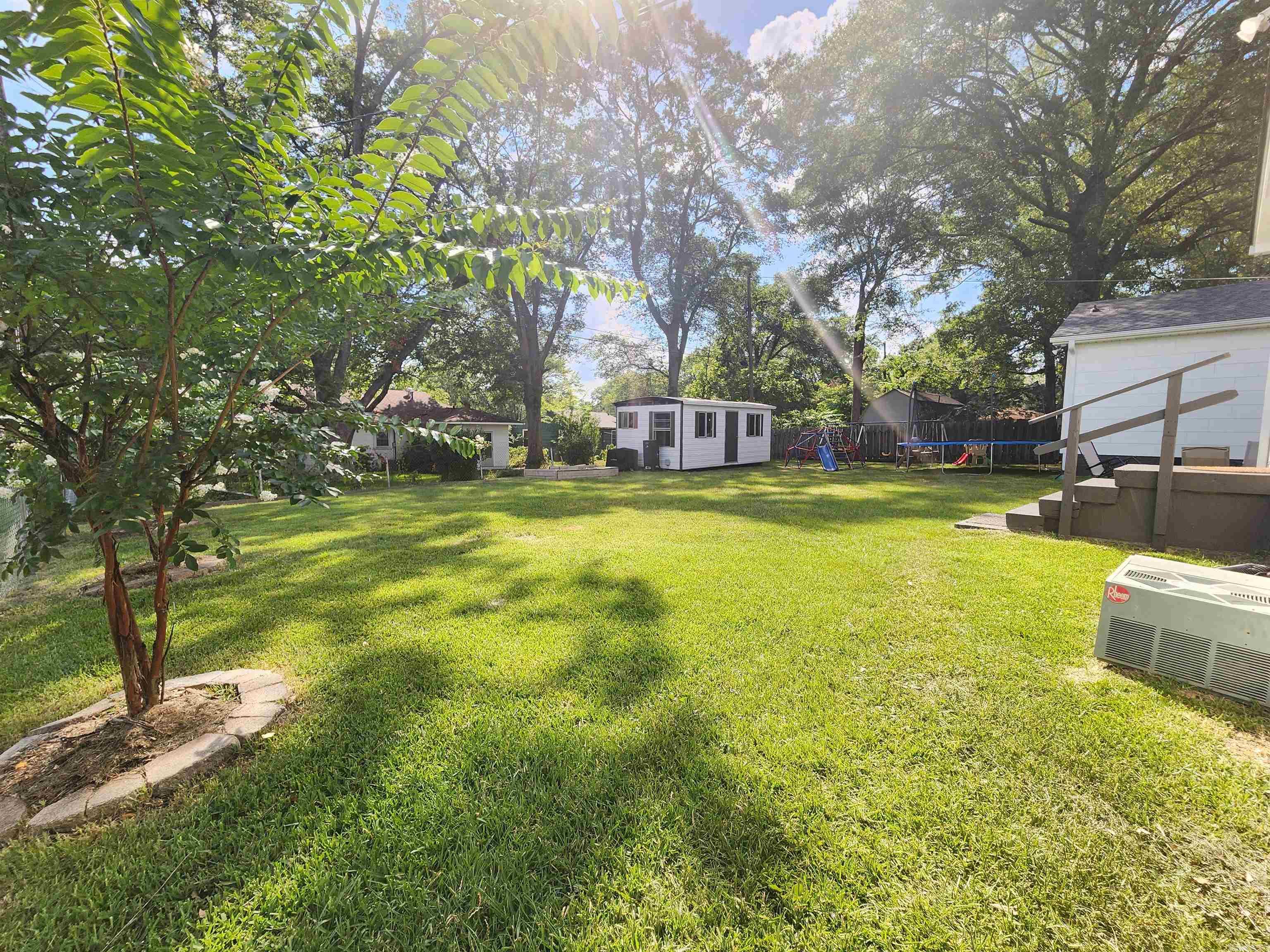 Thompson Heights - Residential