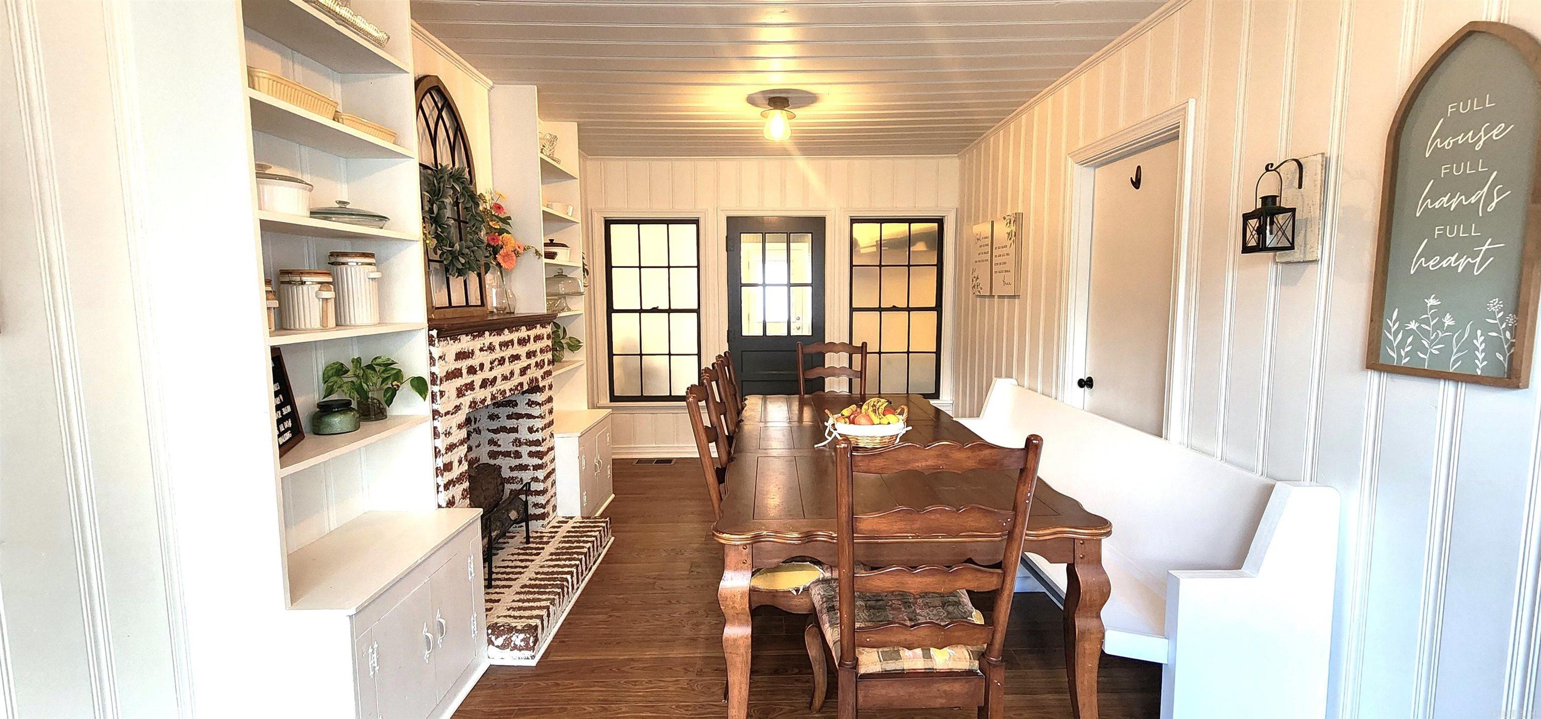 Thompson Heights - Residential