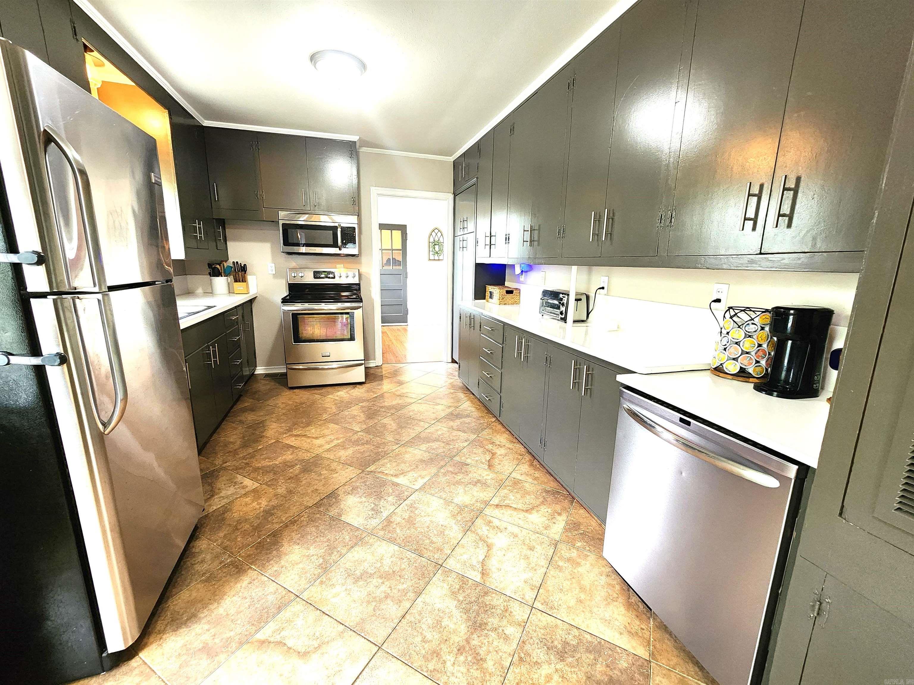 Thompson Heights - Residential