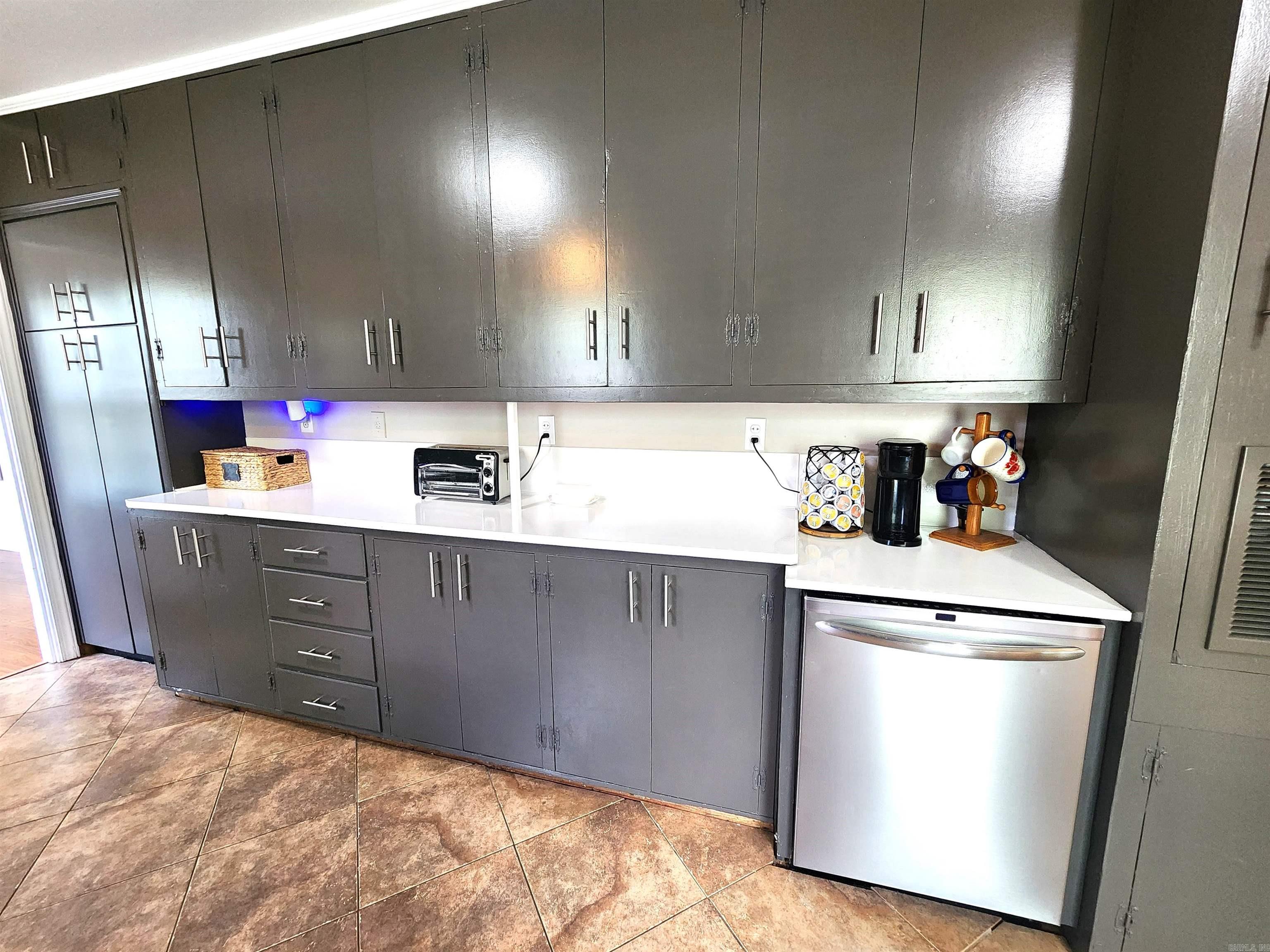 Thompson Heights - Residential