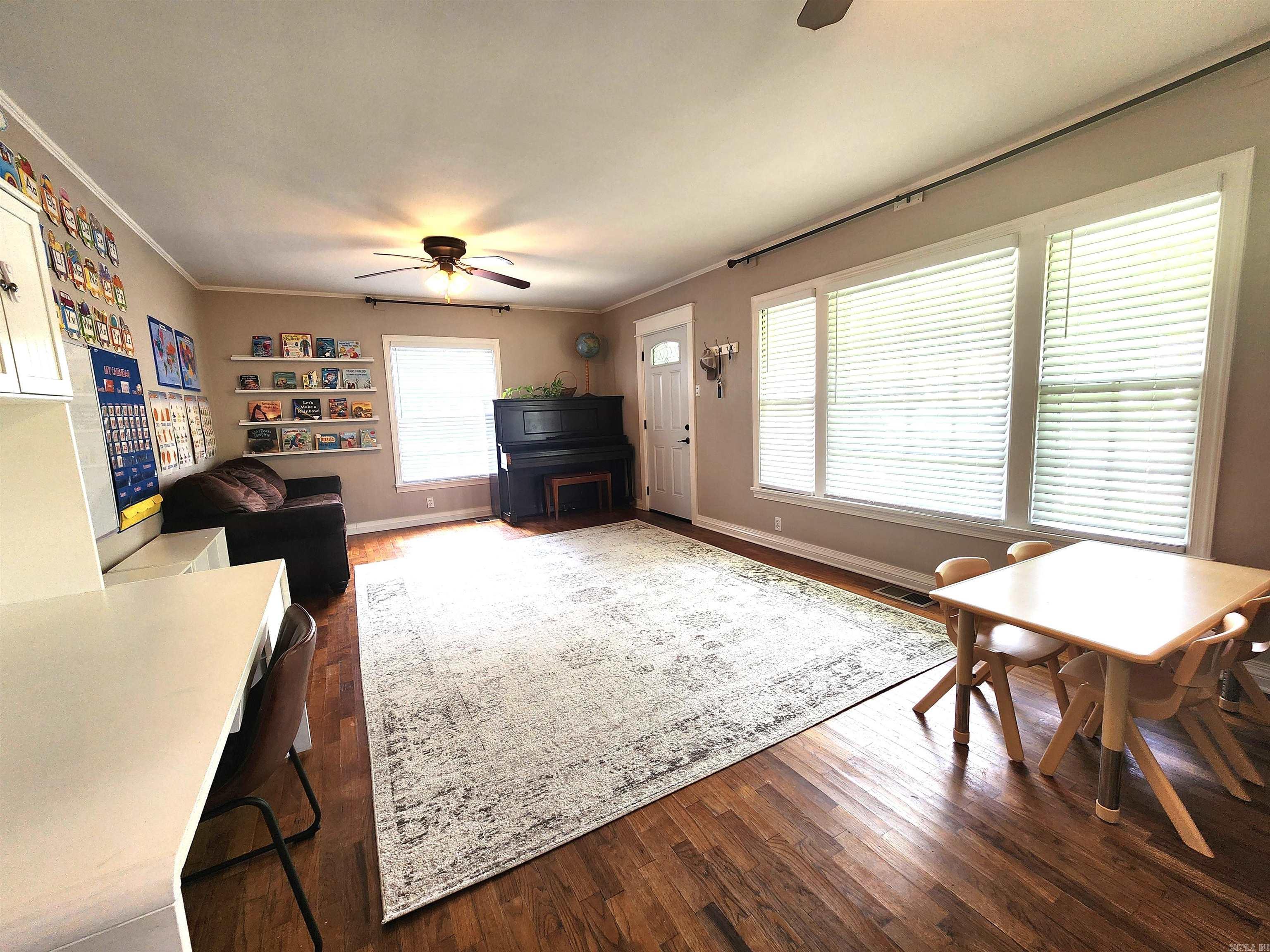 Thompson Heights - Residential