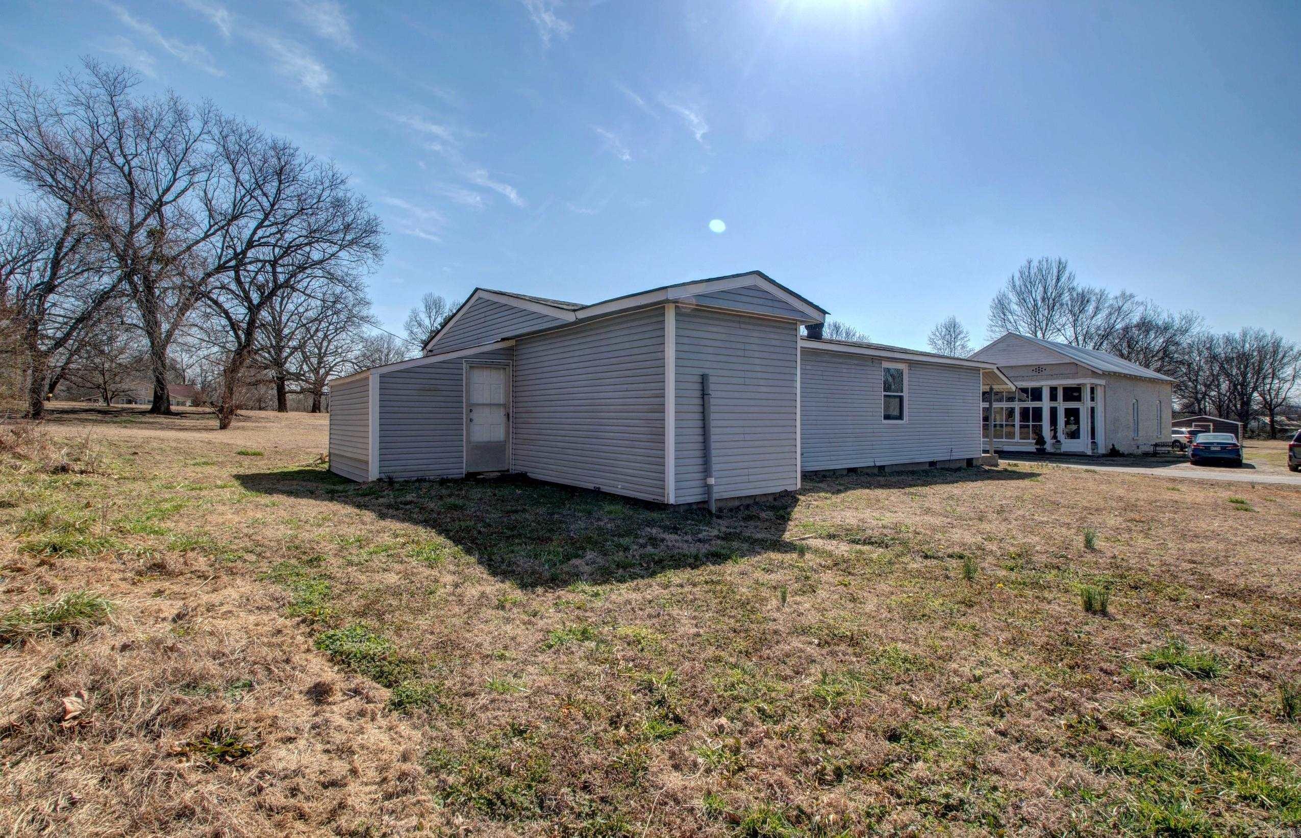 EL PASO (TOWN OF) - Residential