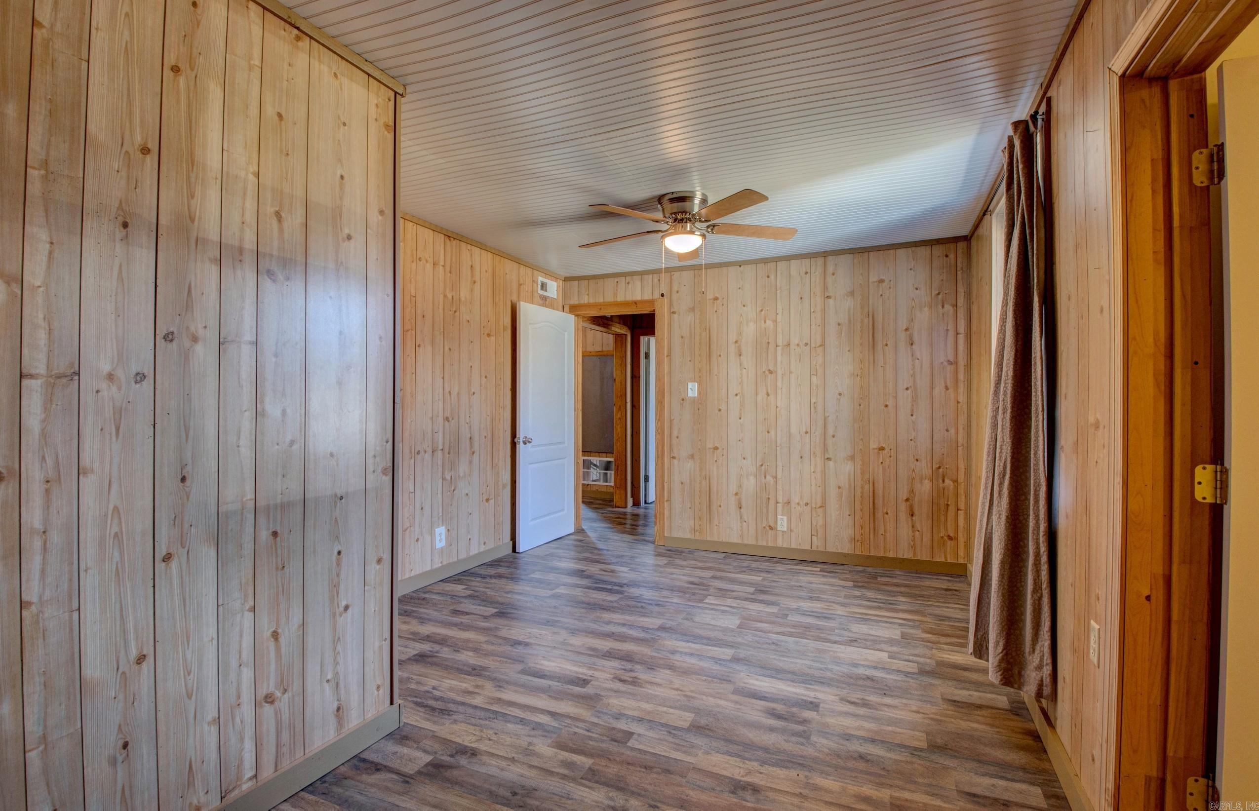 EL PASO (TOWN OF) - Residential