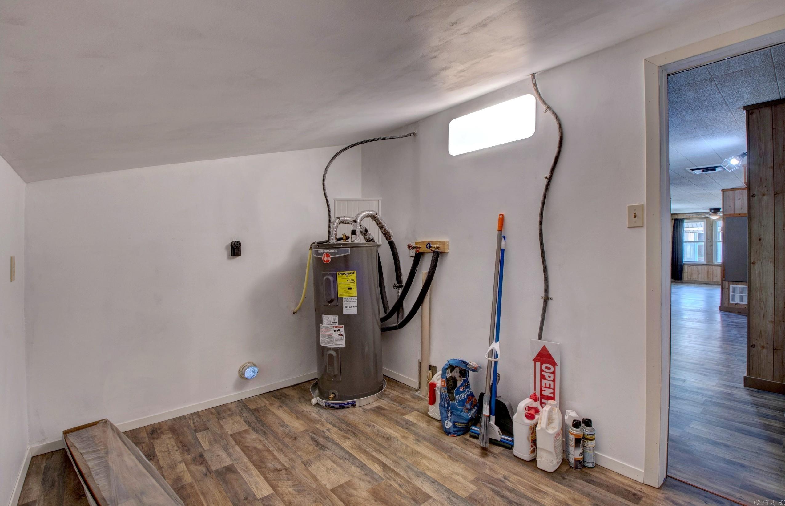 EL PASO (TOWN OF) - Residential