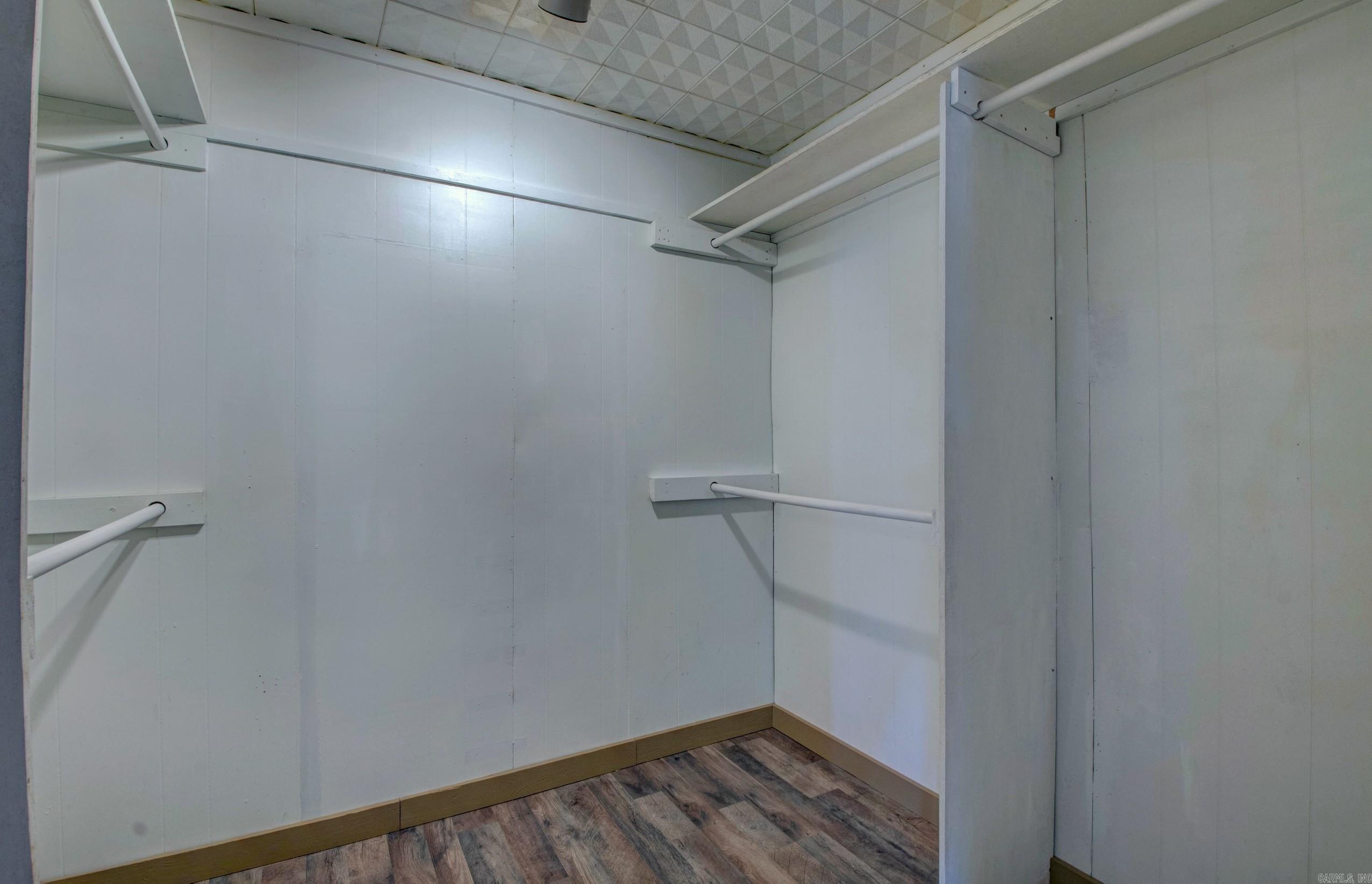 EL PASO (TOWN OF) - Residential