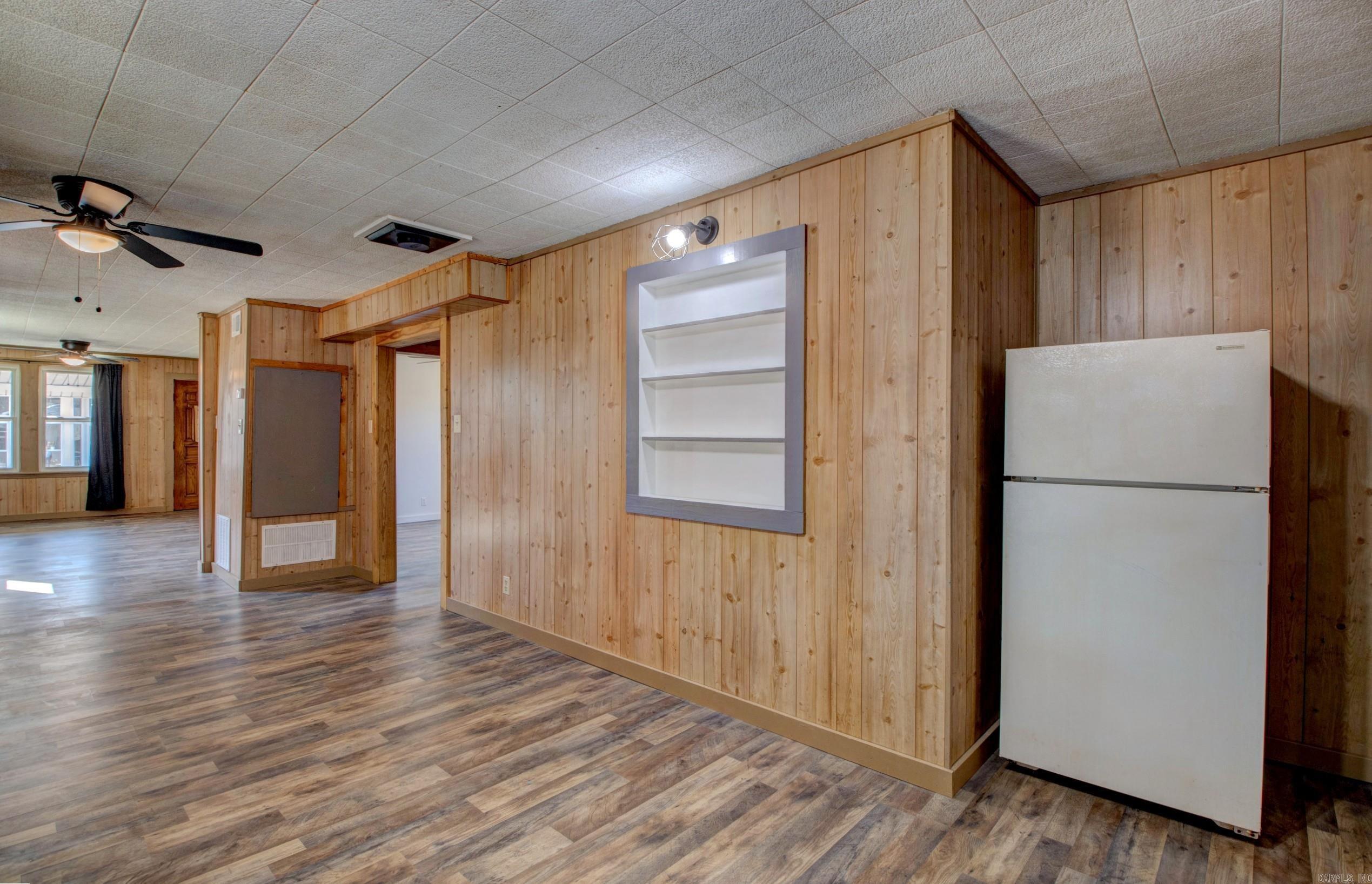 EL PASO (TOWN OF) - Residential