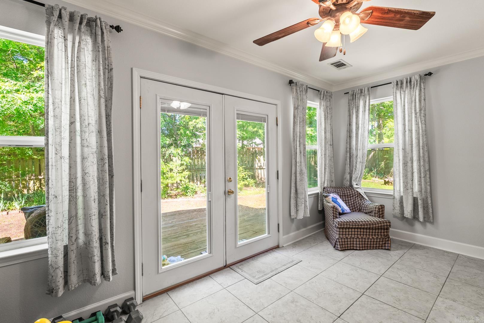 MILLER PLACE - Residential