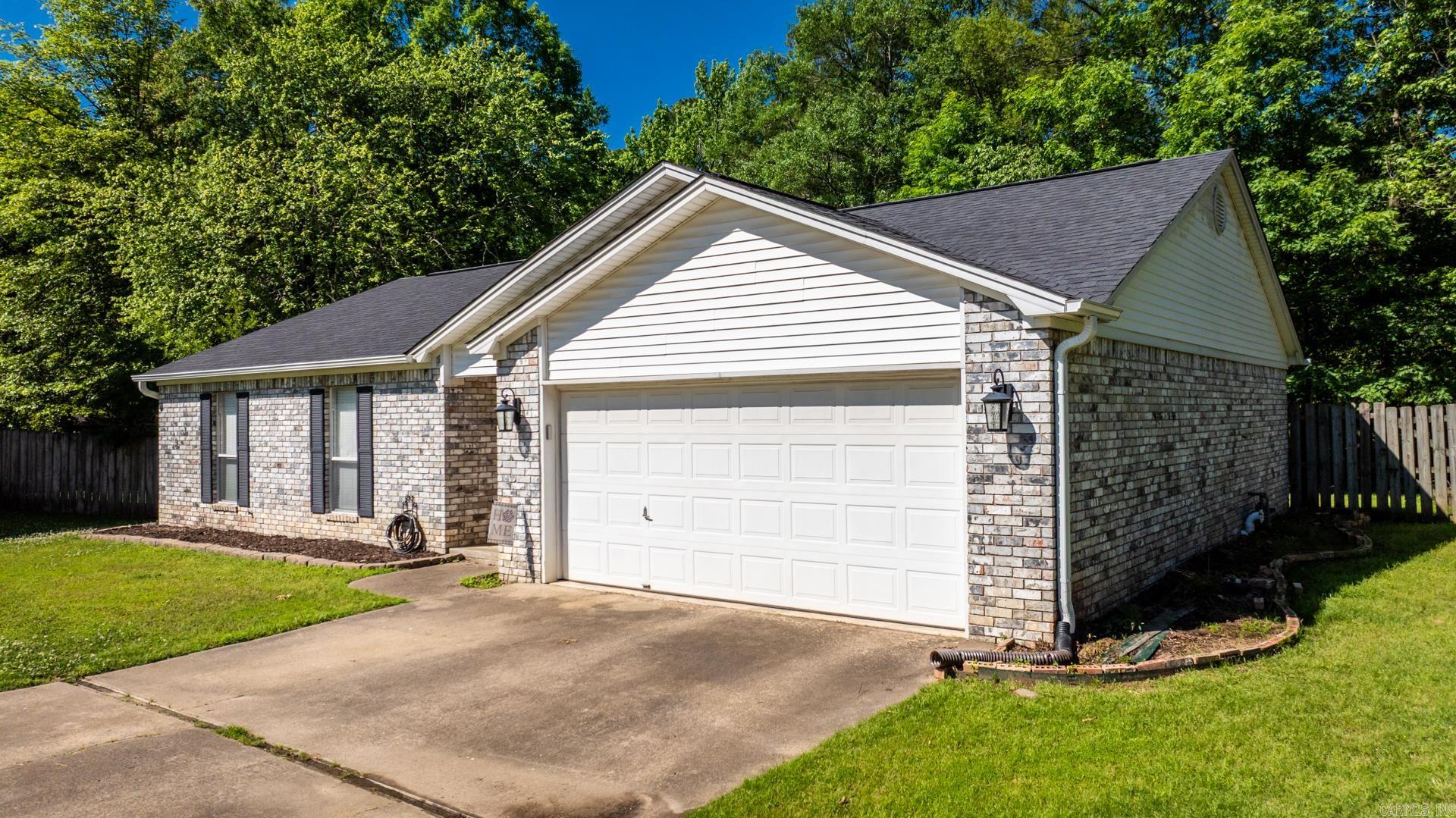 MILLER PLACE - Residential