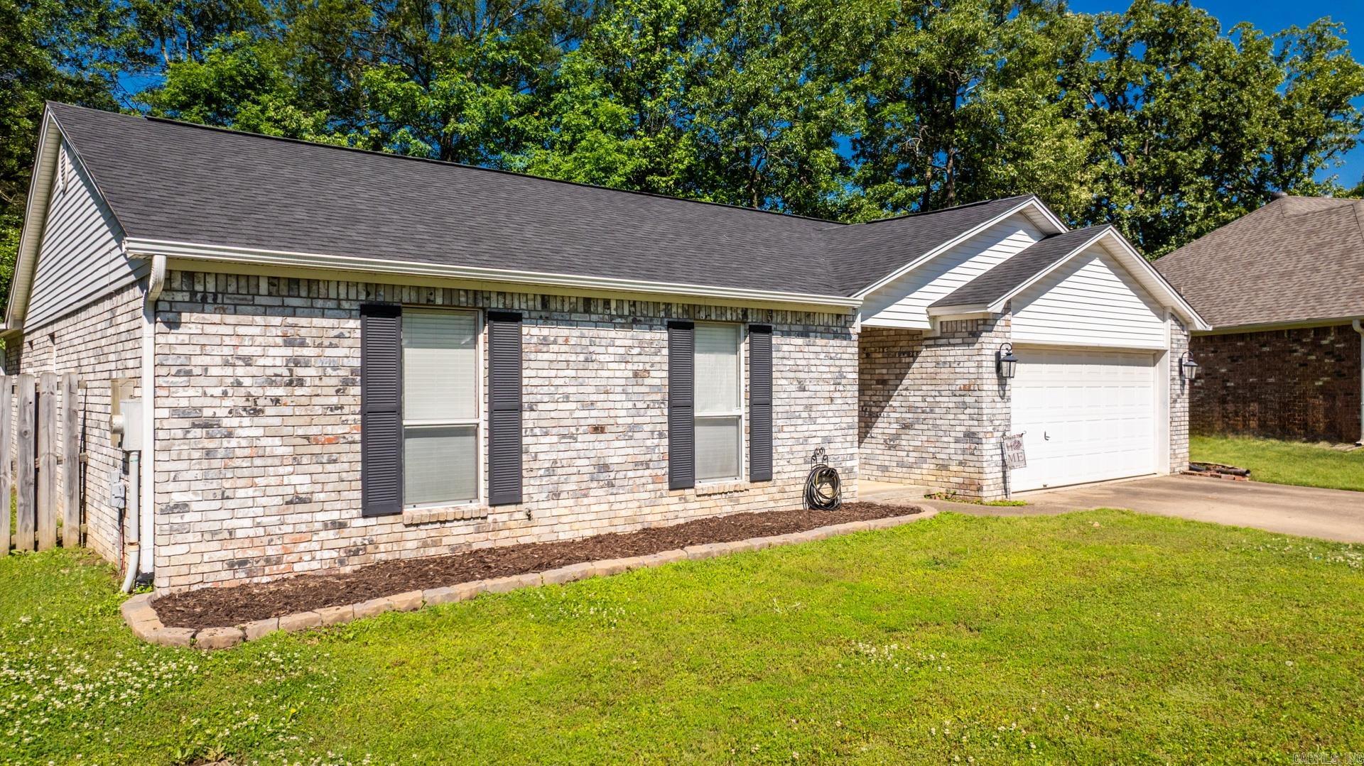 MILLER PLACE - Residential