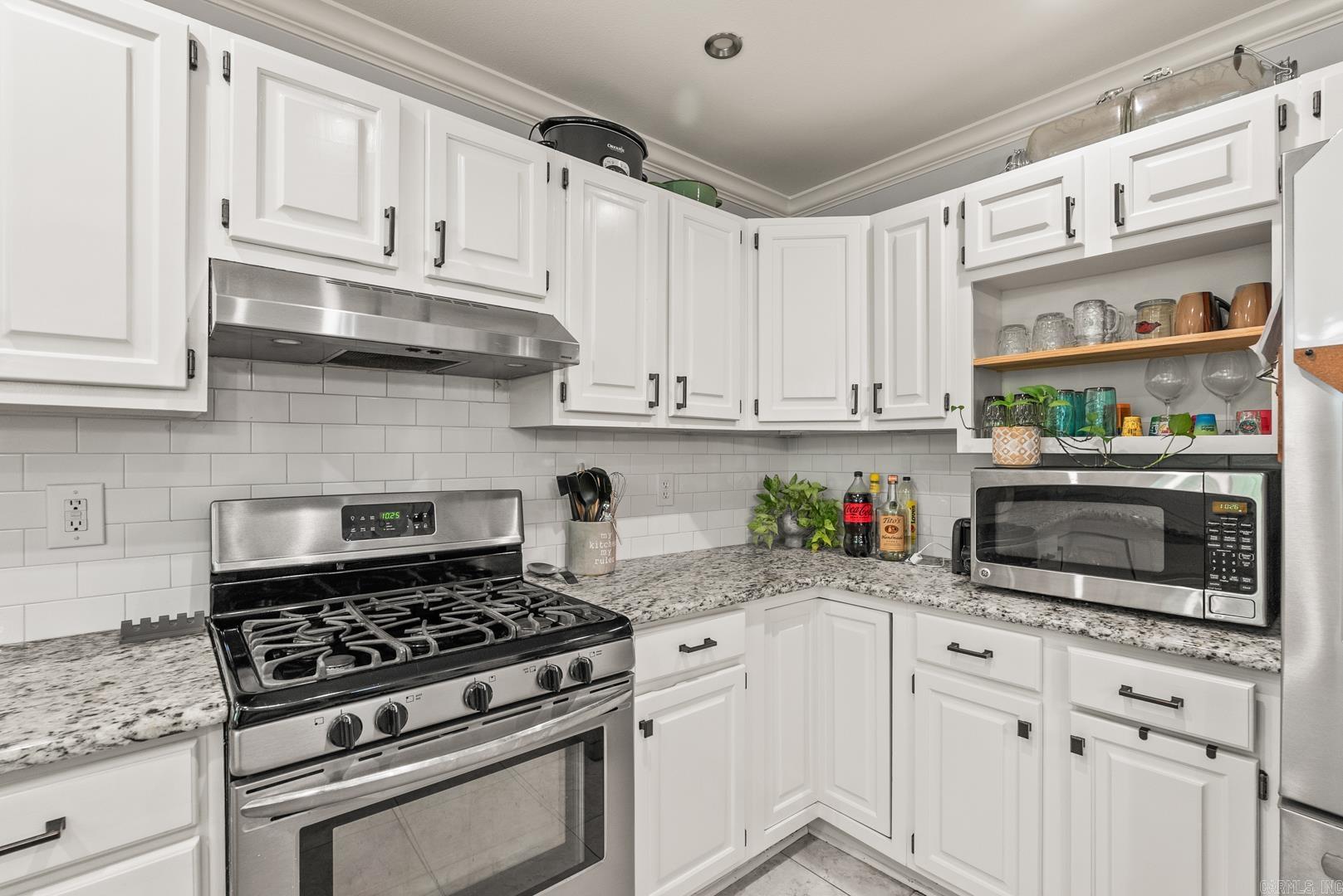 MILLER PLACE - Residential