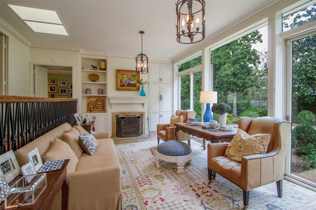 PINE VIEW - Residential