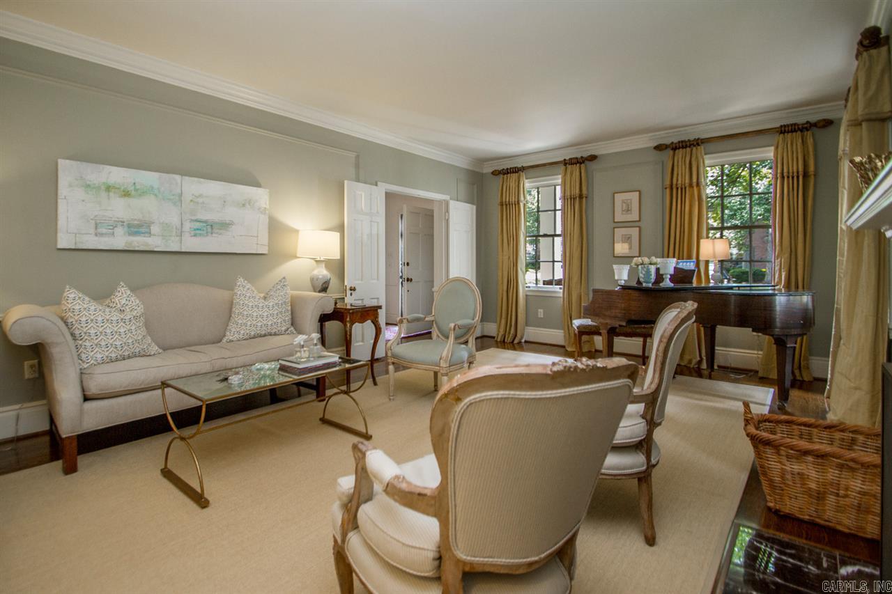PINE VIEW - Residential