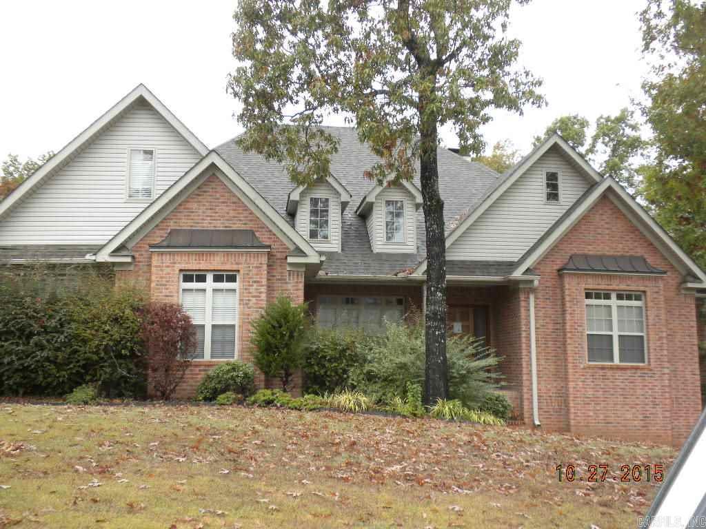 Great home is a great location. Very rare find! 3 Bedrooms, plus an office, plus a bonus room above the garage. Property no longer subject to auction. Submit offers to LA for submission to seller.