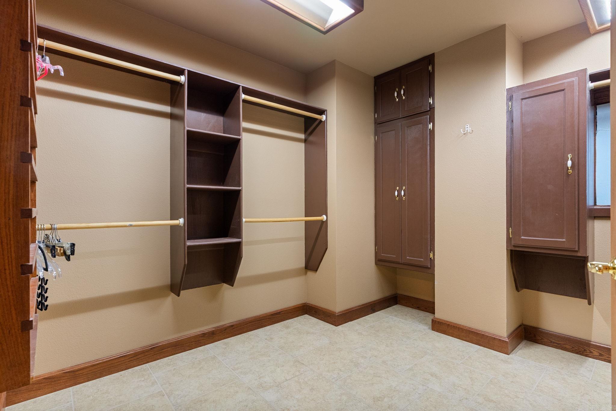 MILL CREEK ESTATES - Residential