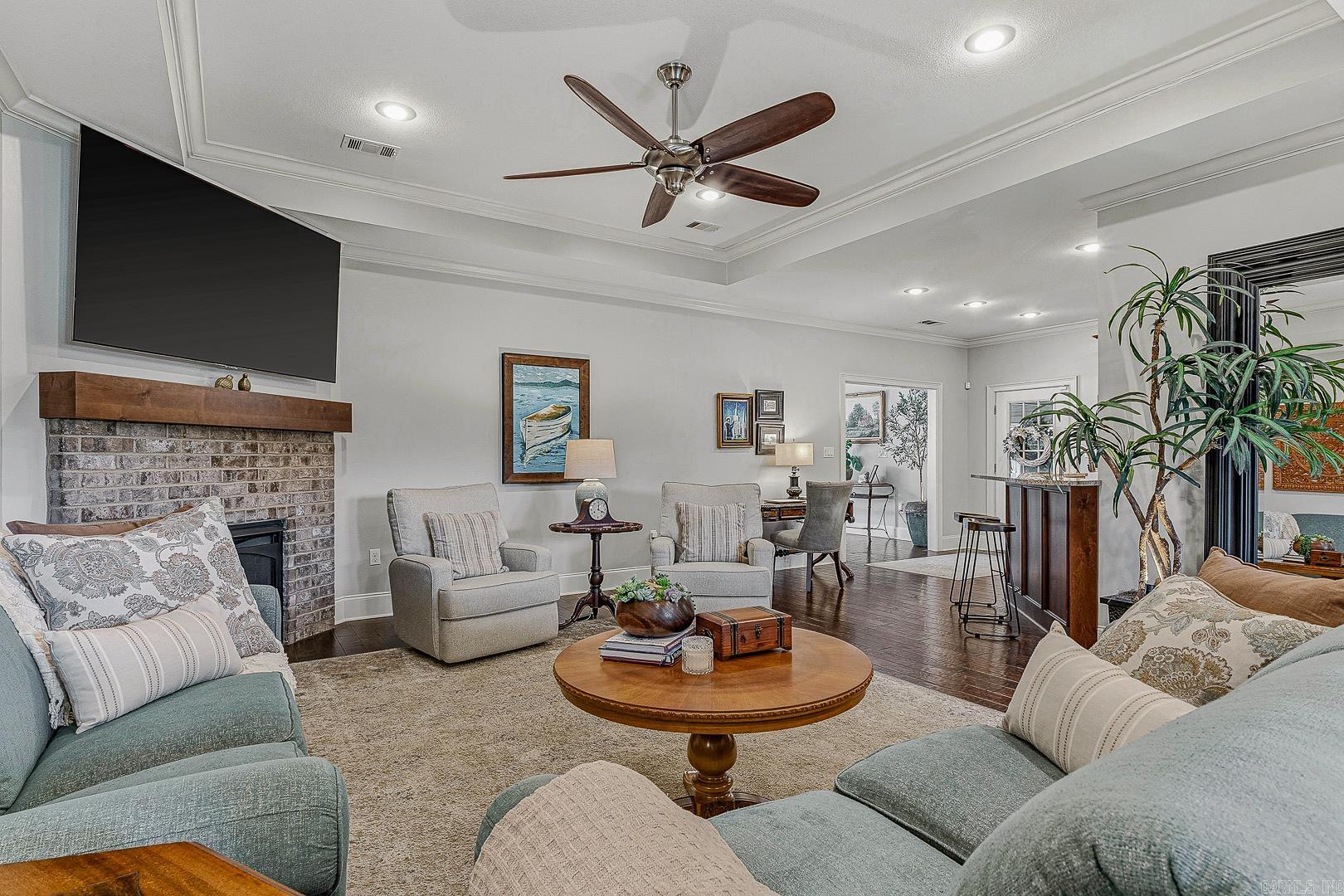 BELLA RIDGE - Residential