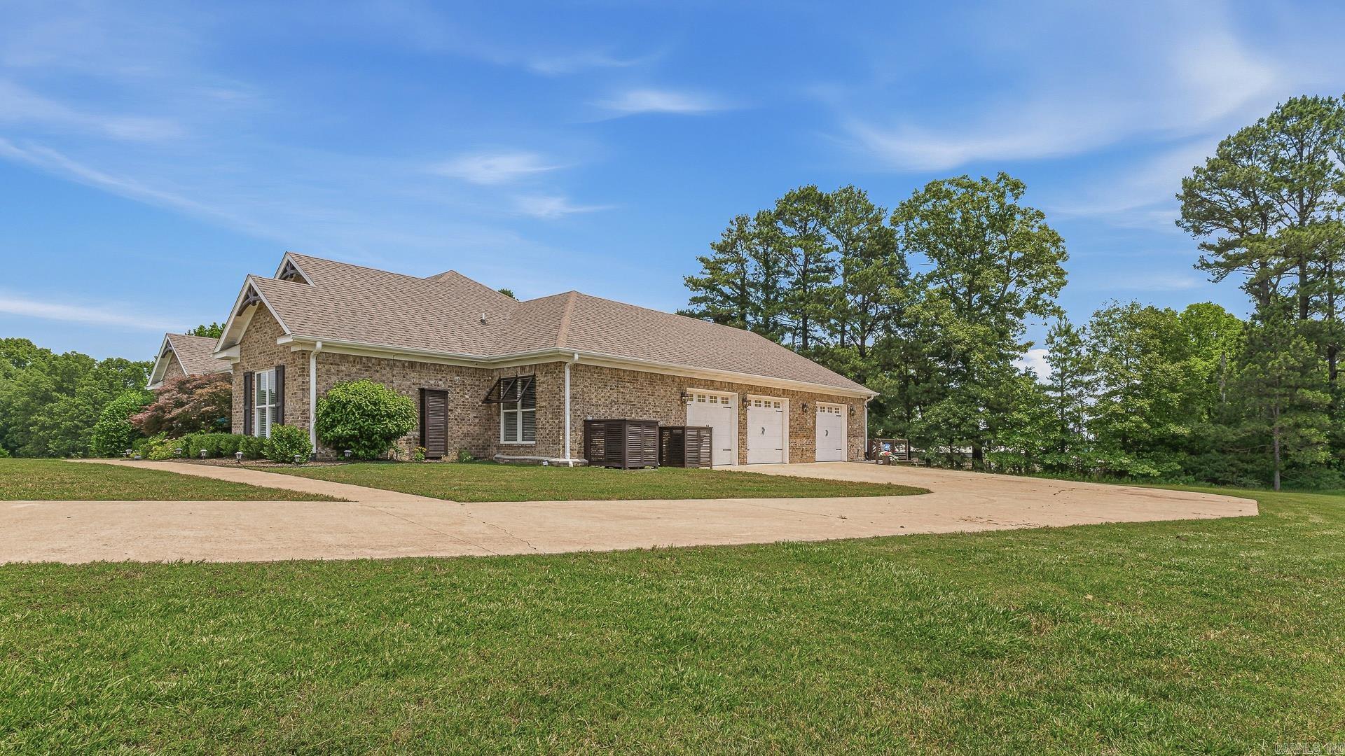 BELLA RIDGE - Residential