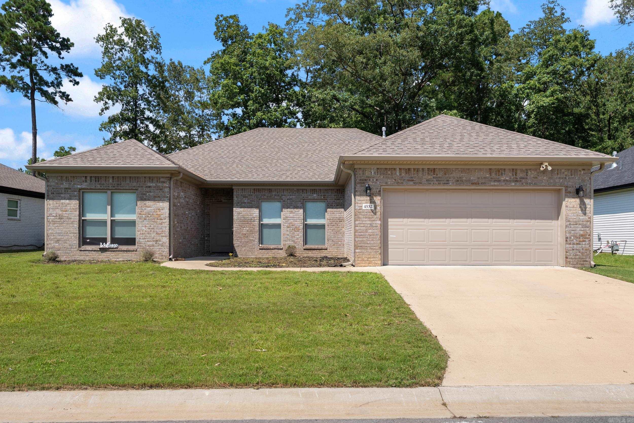 WESTERN WOODS - Residential