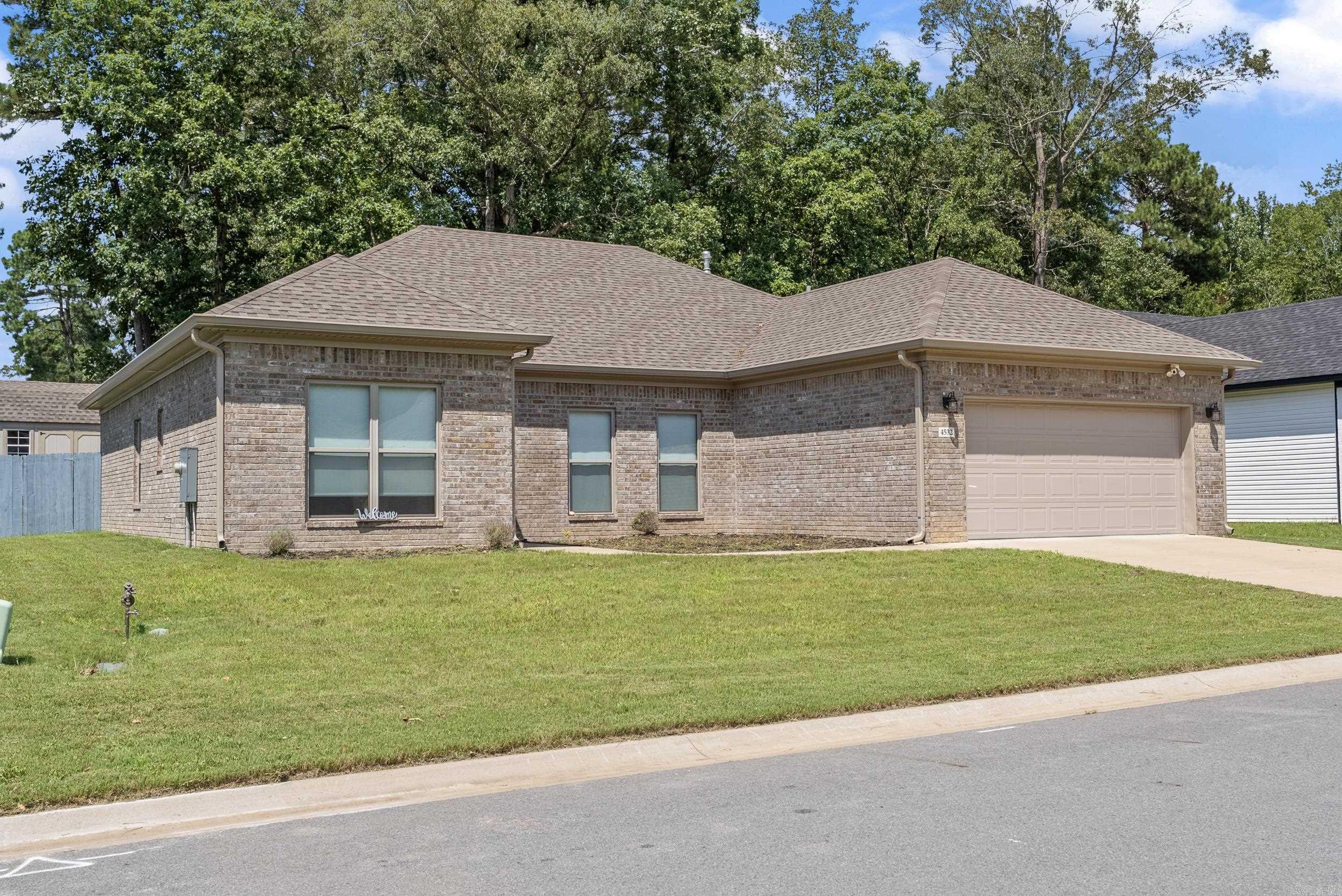 WESTERN WOODS - Residential
