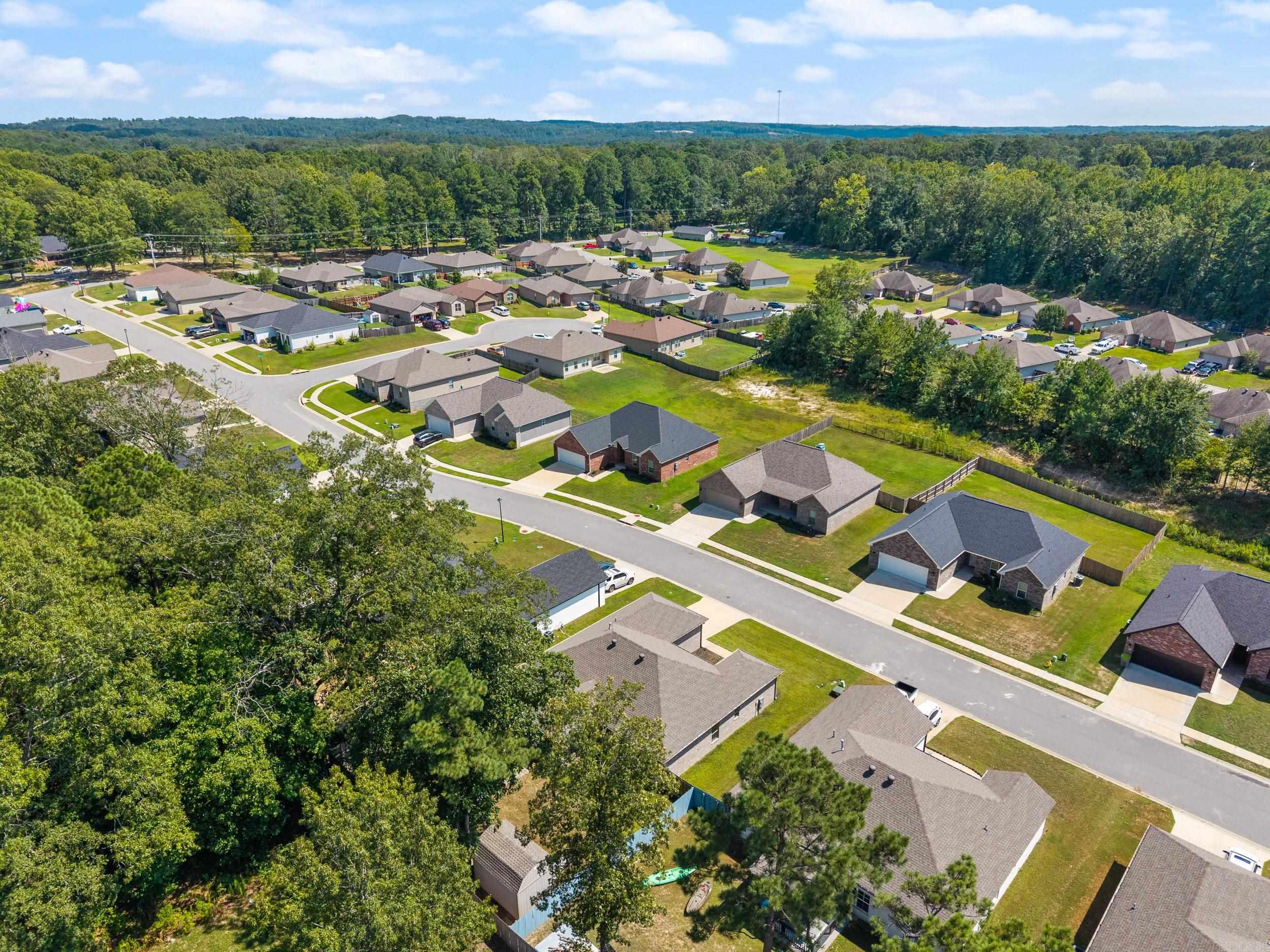 WESTERN WOODS - Residential