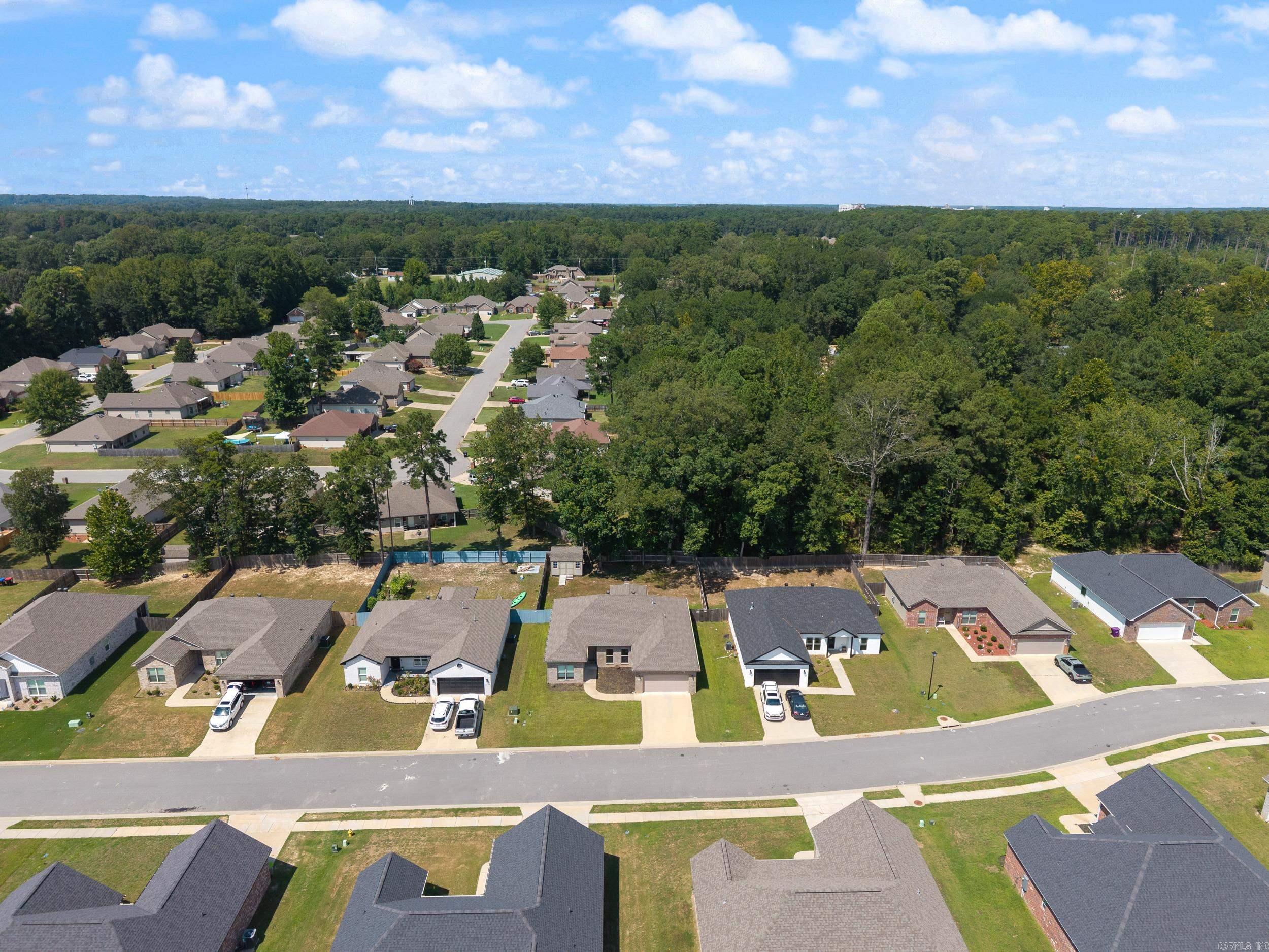 WESTERN WOODS - Residential