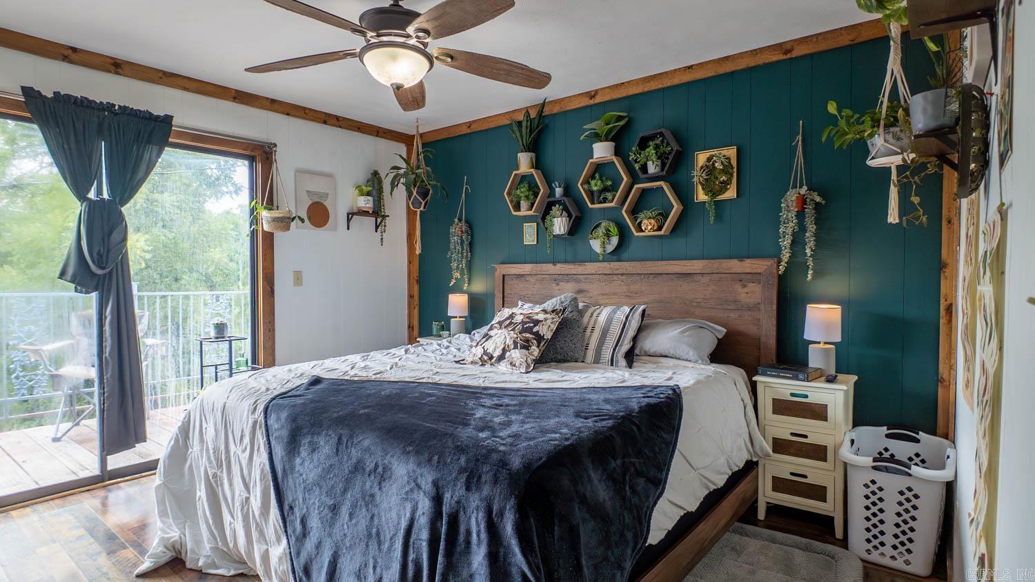 MAMMOTH SPRING ORIGINAL - Residential